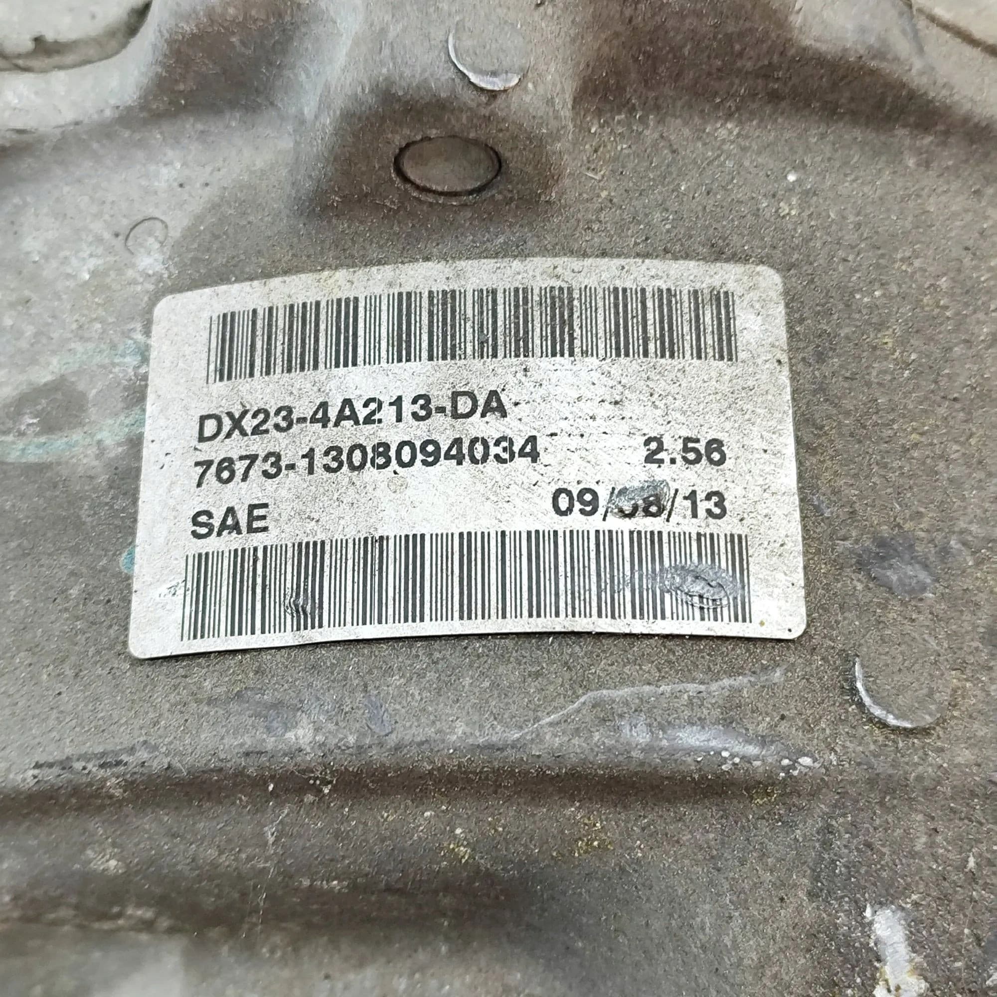 Diferencial trasero - Jaguar XJ (X351) (2009- ) - DX23-4A213-DA usado 8