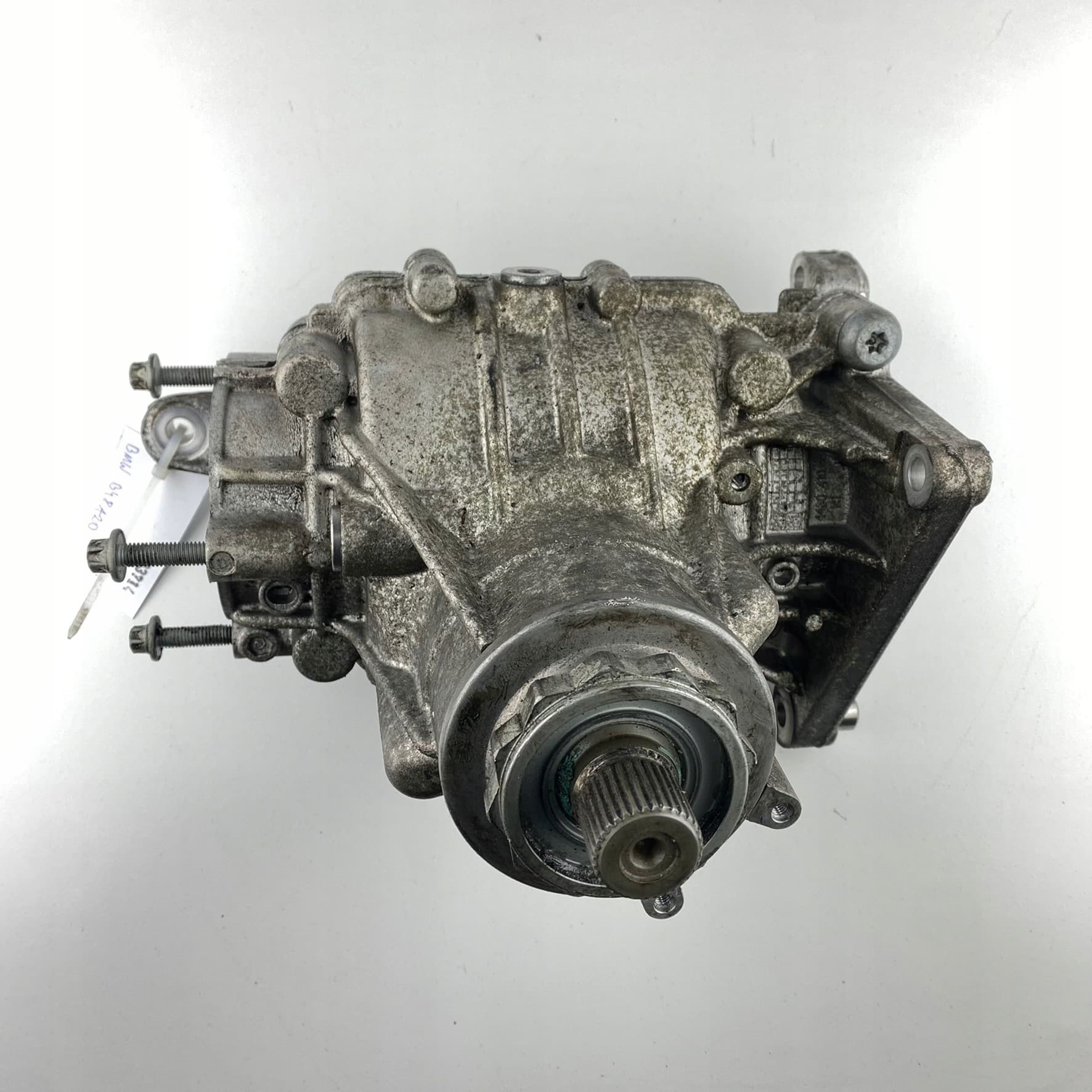 Transmisión diferencial BMW F39 F40 F44 M135iX X2 2021 usado 7
