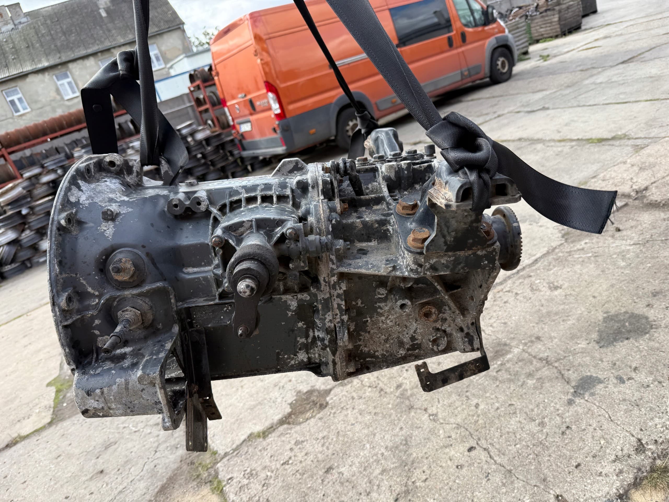 Caja de Cambios Mercedes Atego 815 G60-6 4.2 usado 3