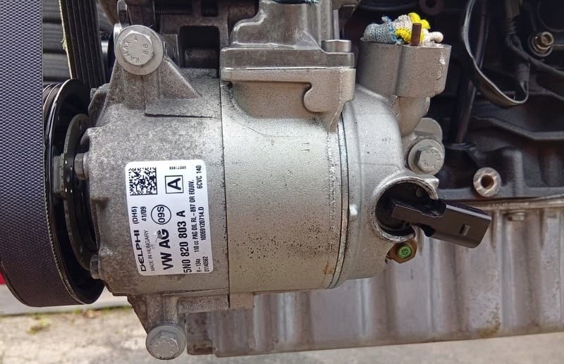 Motor completo Cay 1.6 TDI VW Golf VI Octavia II Caddy usado 9