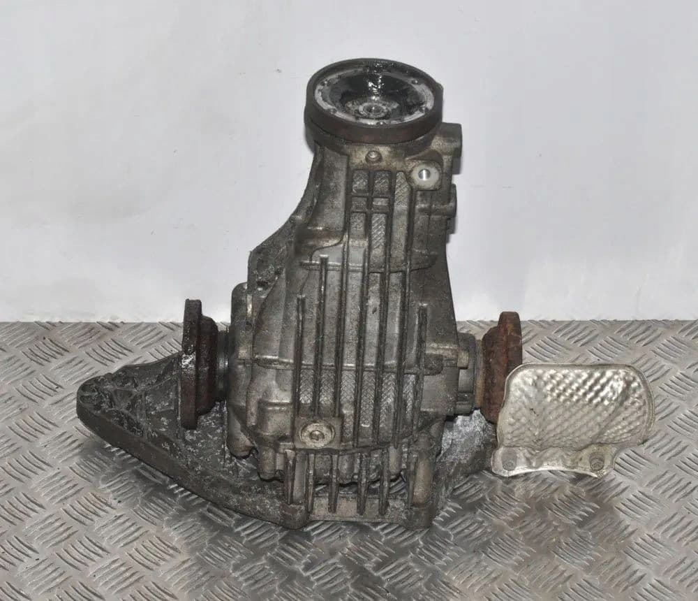 Diferencial trasero Audi A4 8K2 B8 0AR525083C 0AR525053D usado 4