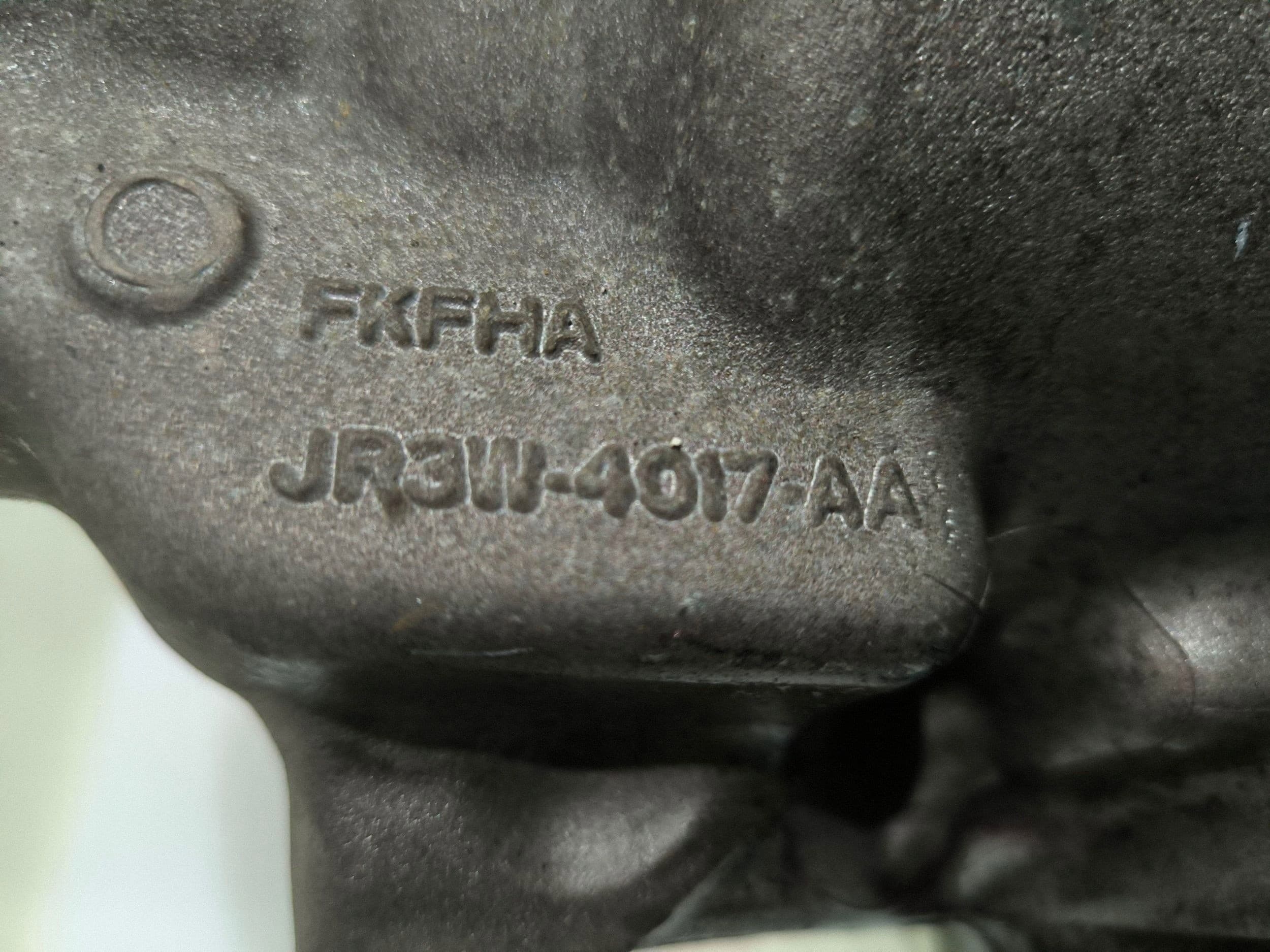 Diferencial trasero Ford Mustang VI JR3W4017AA usado 8