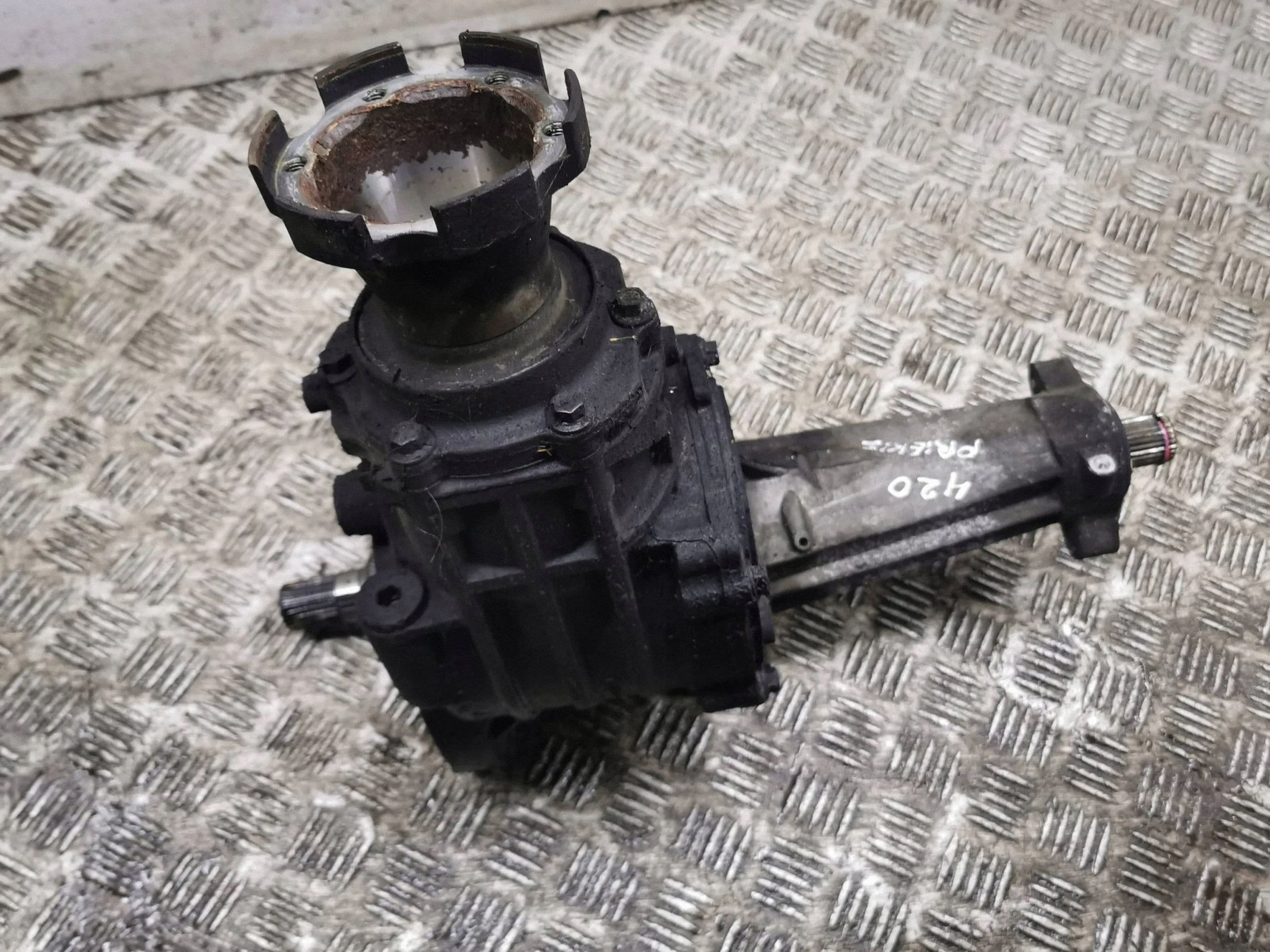 Diferencial delantero Chevrolet Captiva 24240427 usado 4