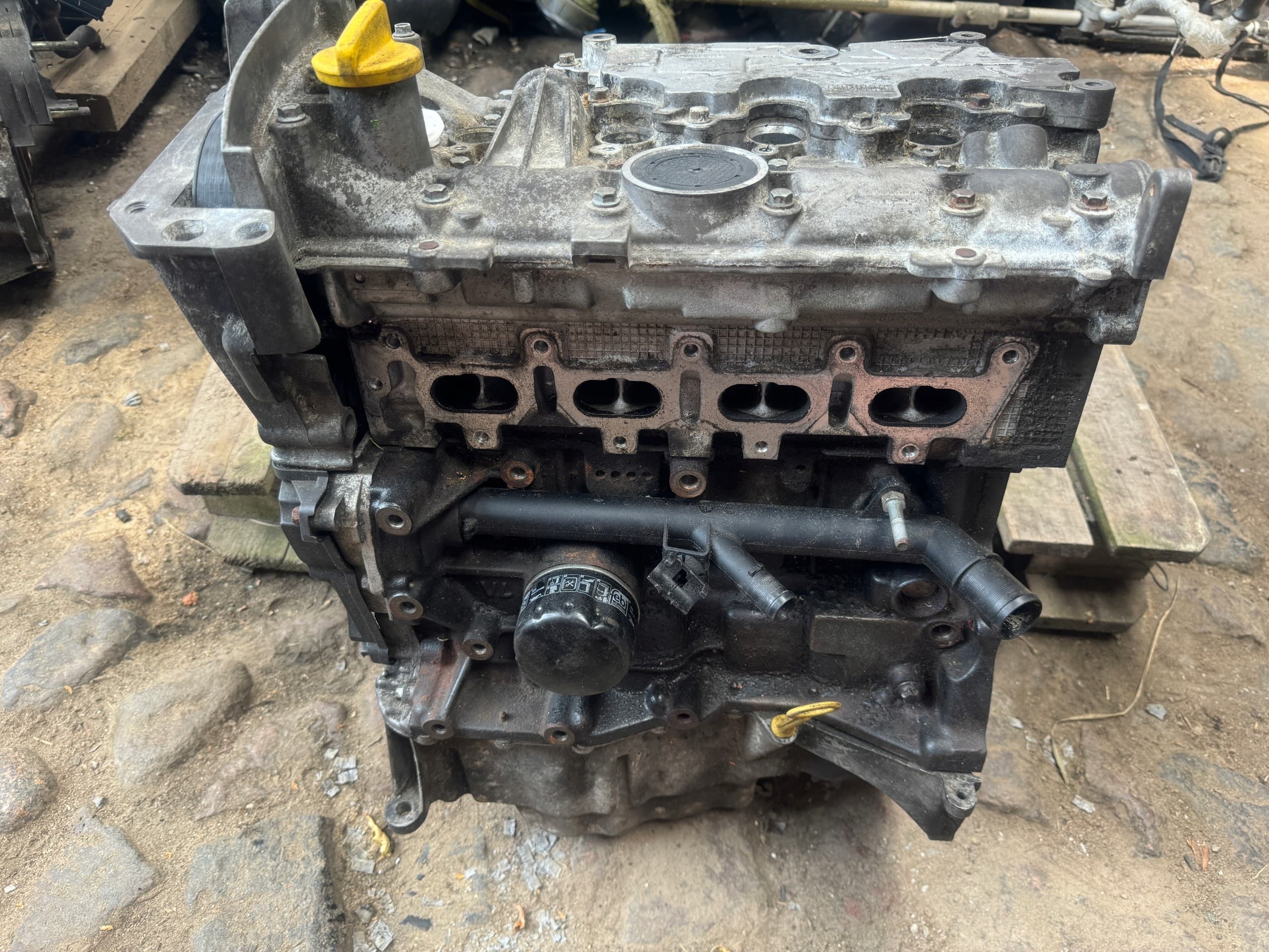 Motor 1.6 16V 714K4M para Scenic II y Megane II Lift usado
