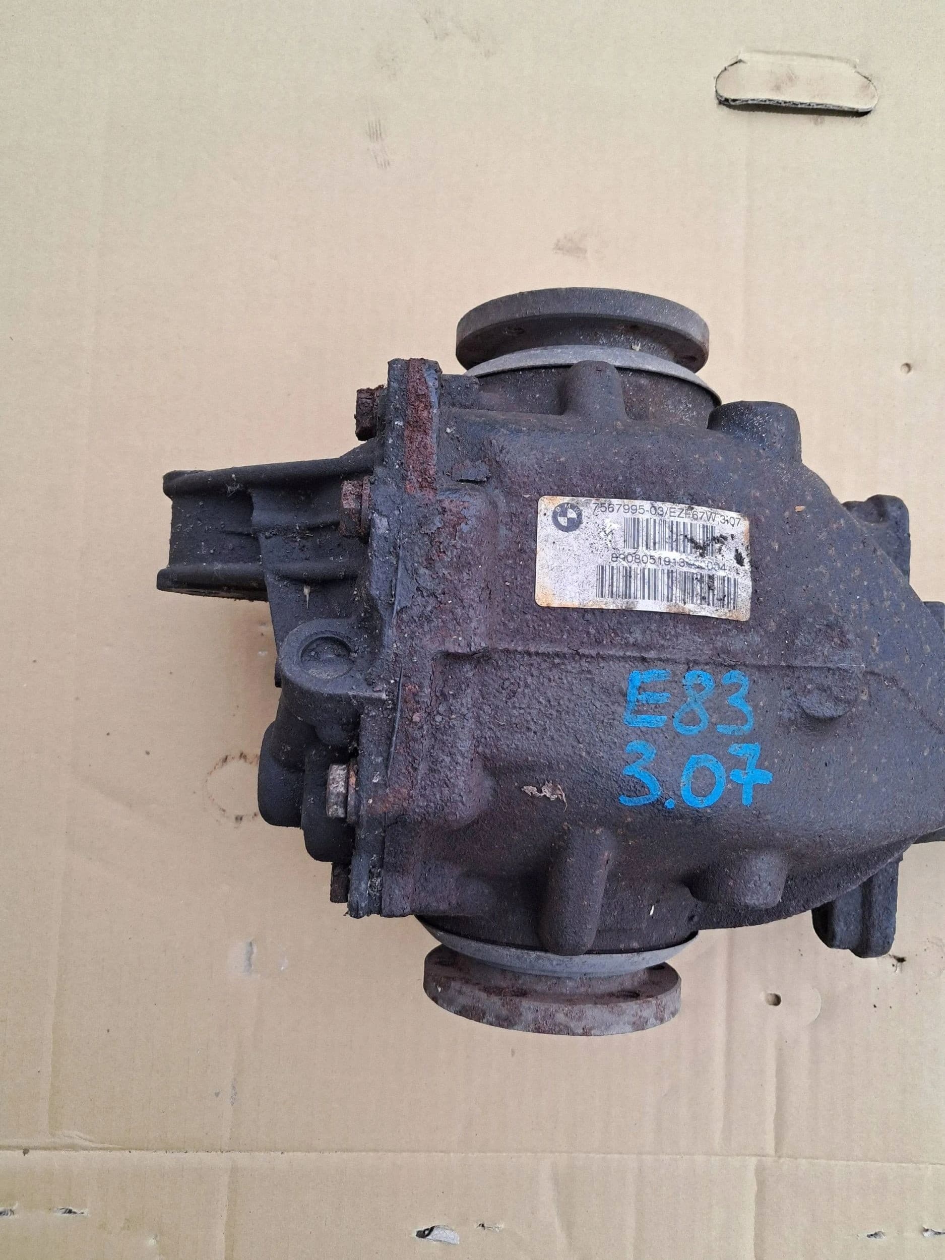 BMW X3 E83 Puente Diferencial Trasero 3.07 7567995 usado 2