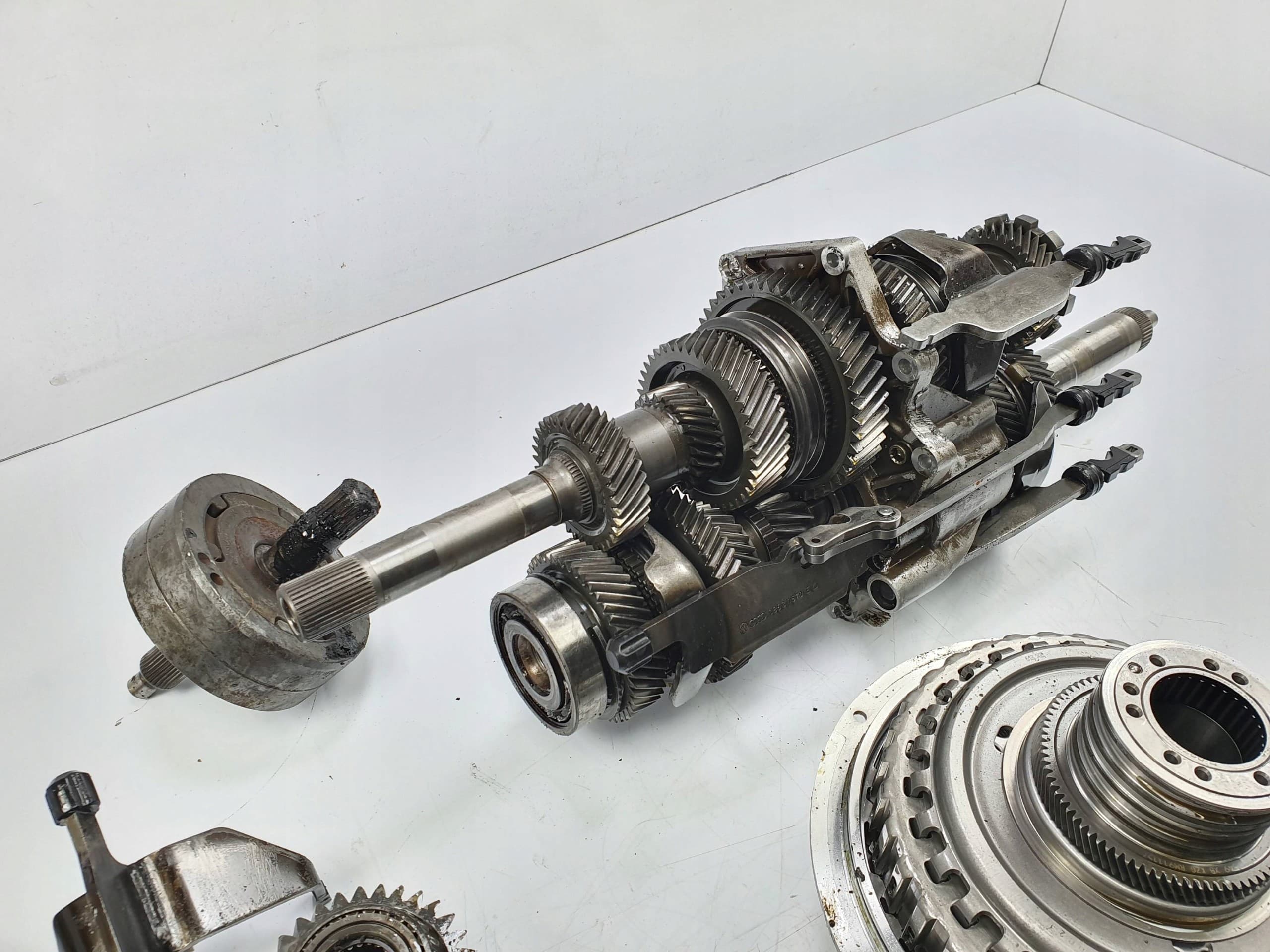 Piezas de caja de cambios Npb 3.0 TDI 204 CV Audi A6 C7 usado 5