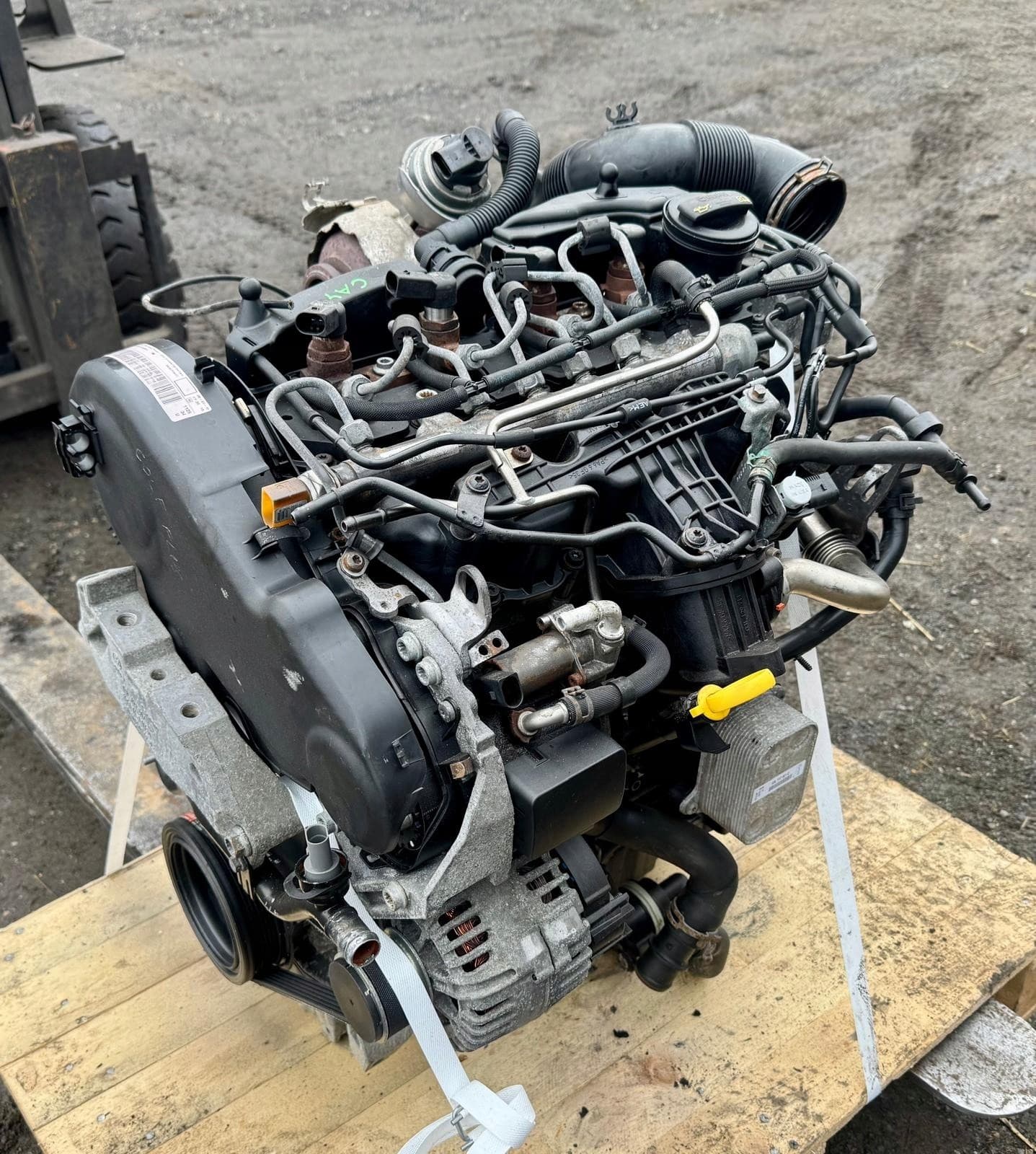 Motor Completo VW Seat Skoda 1.6 TDI Caya Cayb Cayc usado
