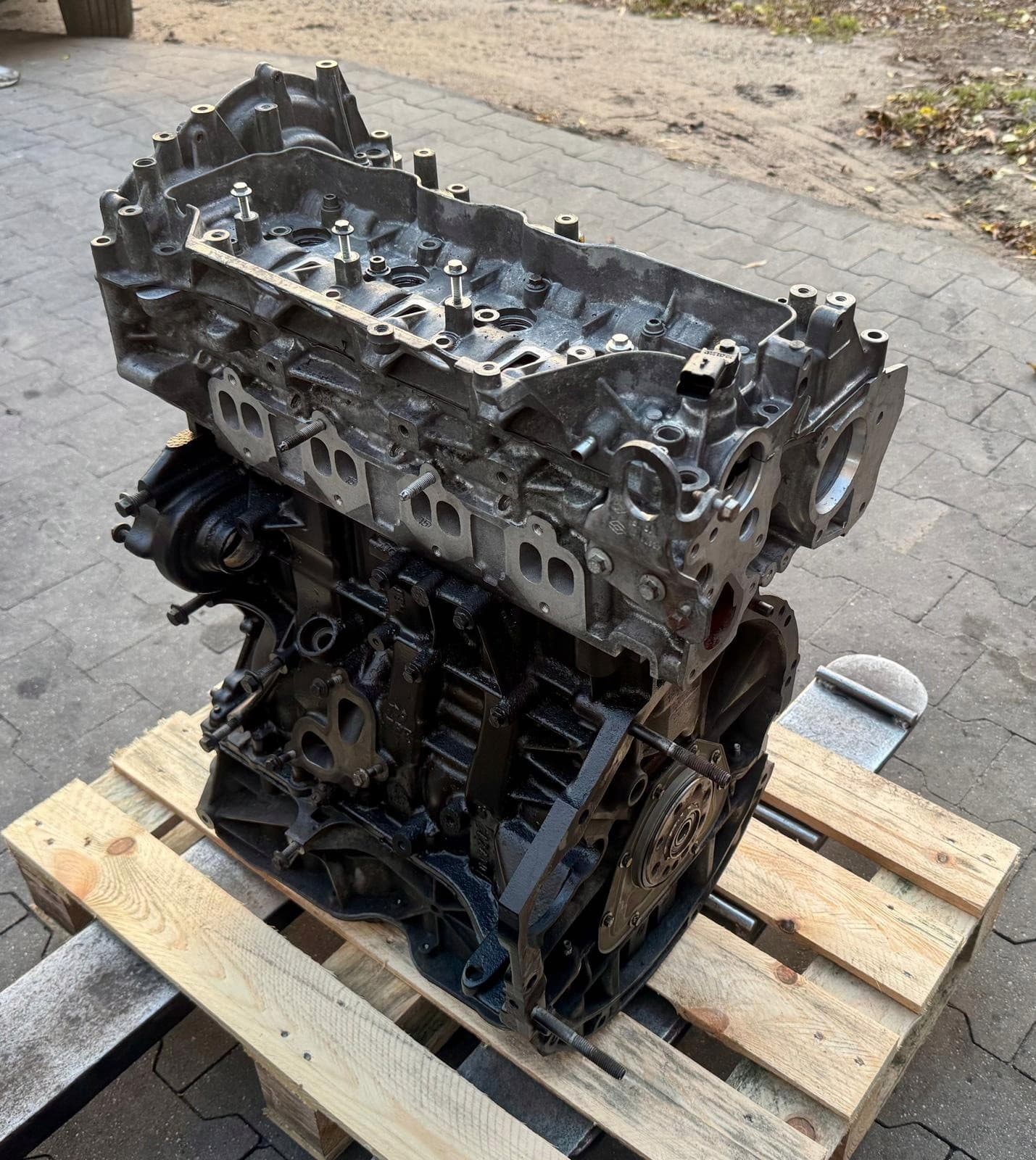 Motor trasero Renault Master Movano 2.3 DCI M9T880 Euro5 usado
