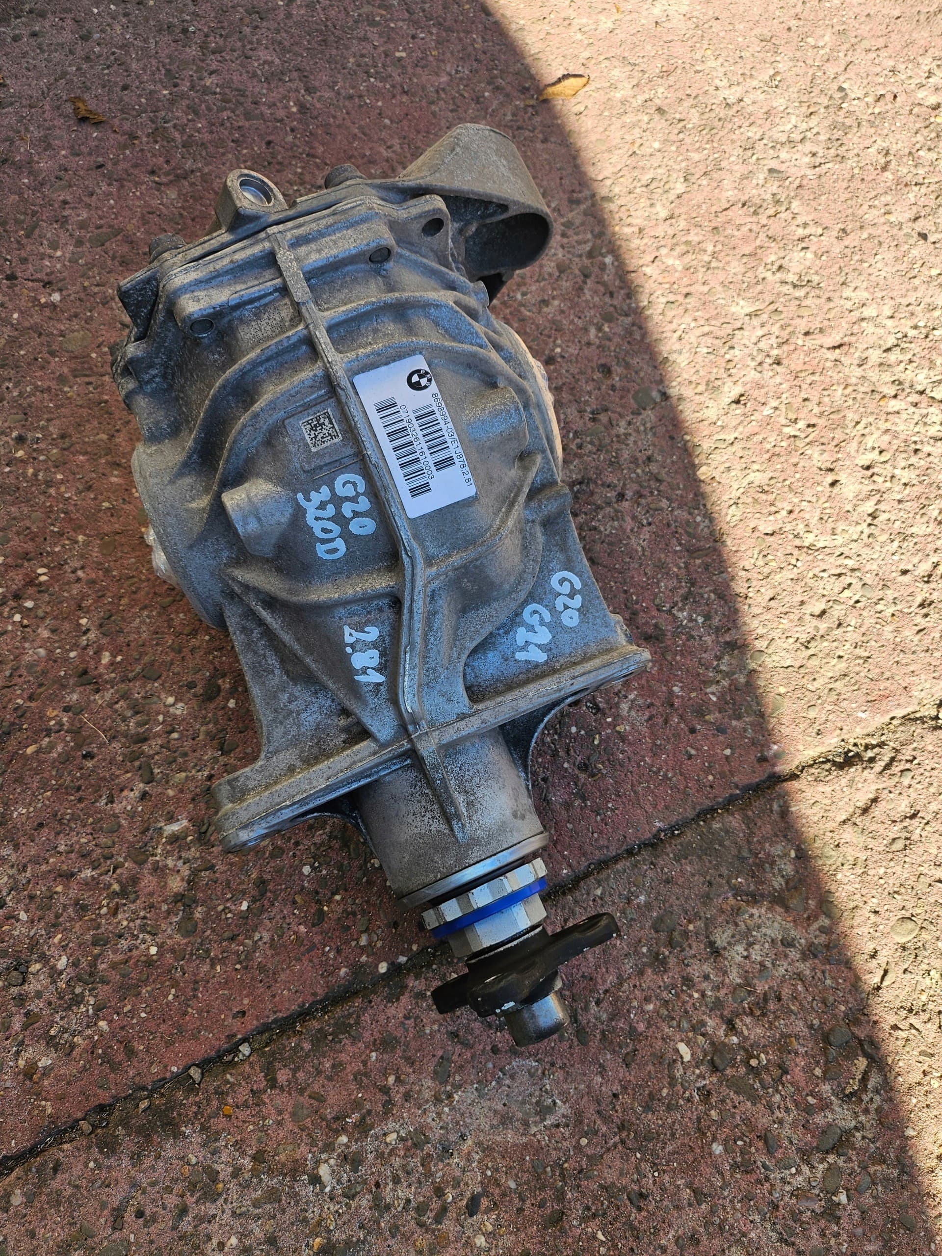 Diferencial trasero BMW G20 G21 320 D 8698994 2,81 usado 2