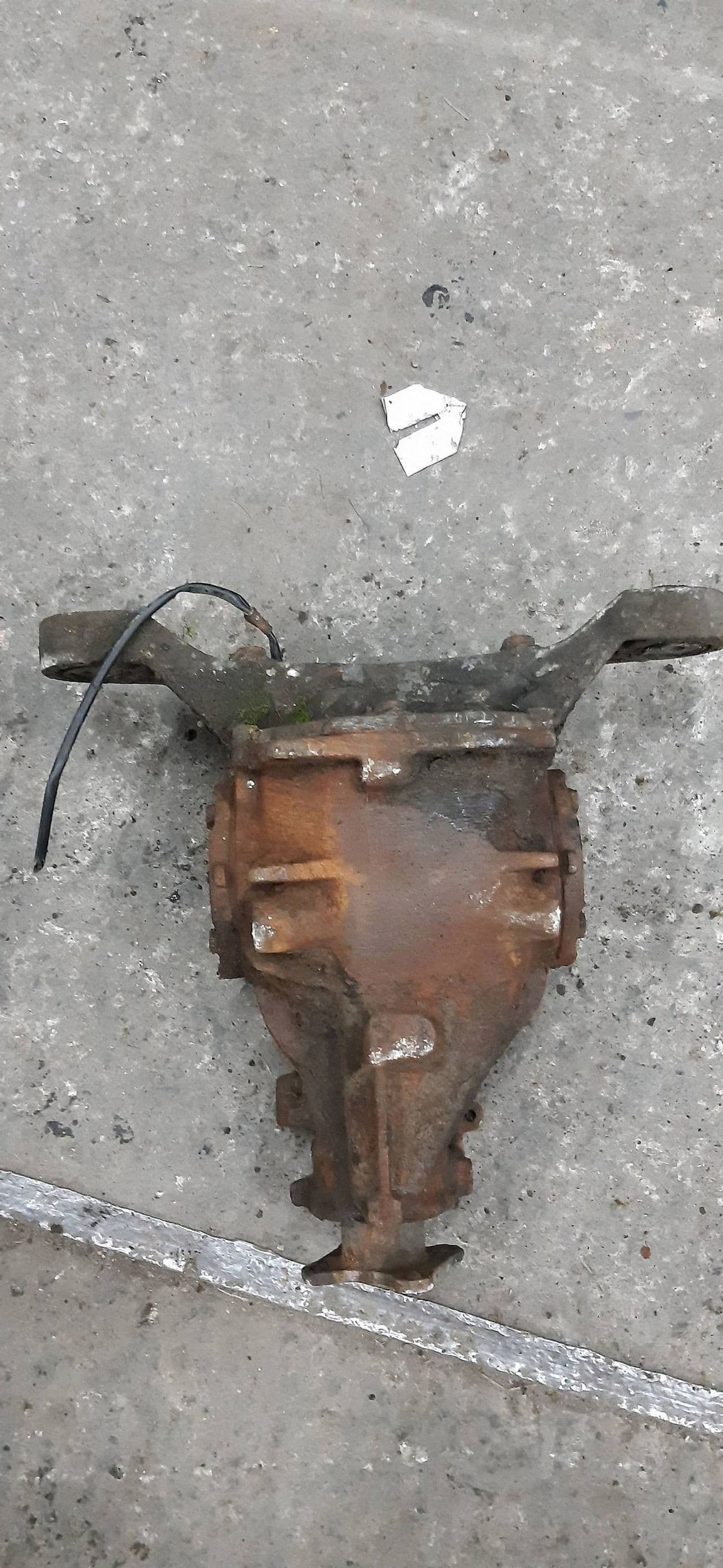 Diferencial trasero BMW 3 E36 usado 4