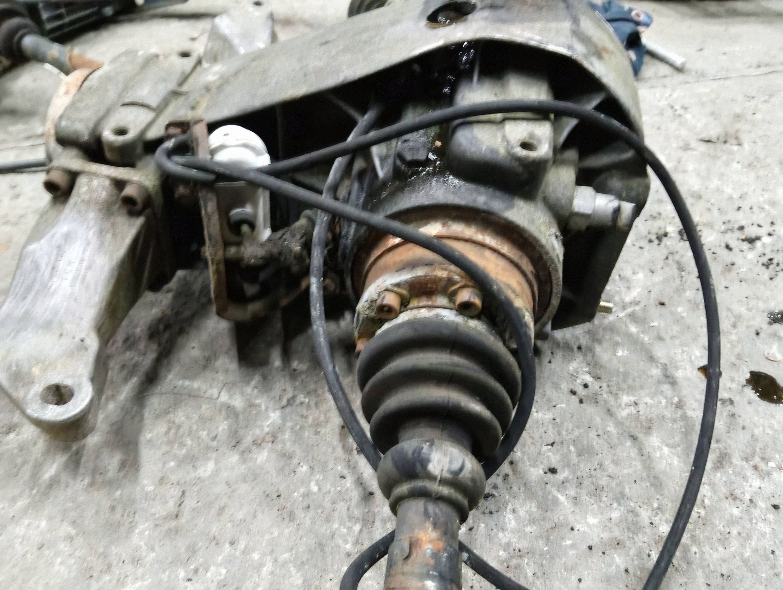 Diferencial delantero Audi 100 S4 C4 893599131 usado 2