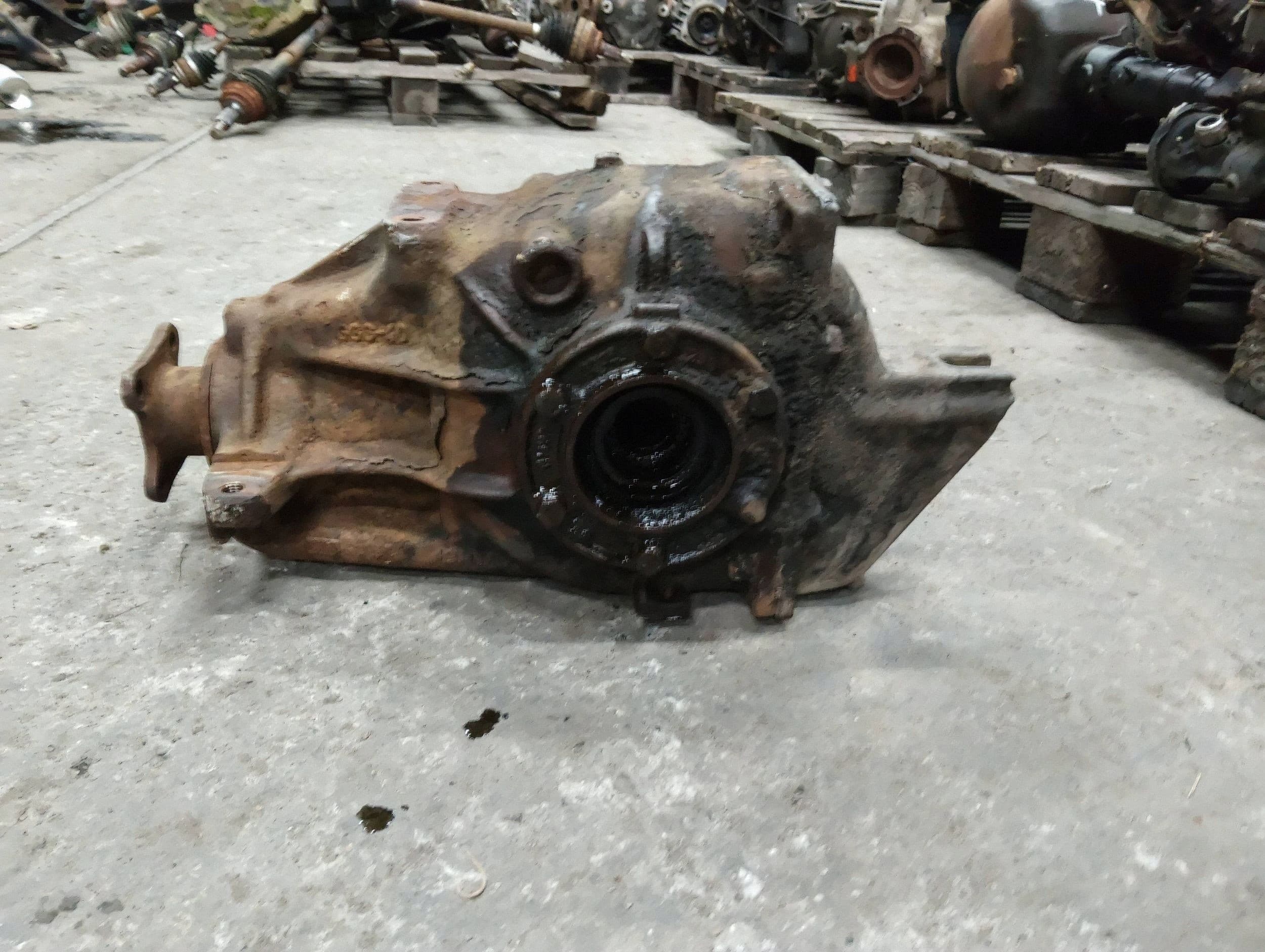 Diferencial trasero BMW 5 E34 1212881E usado 3