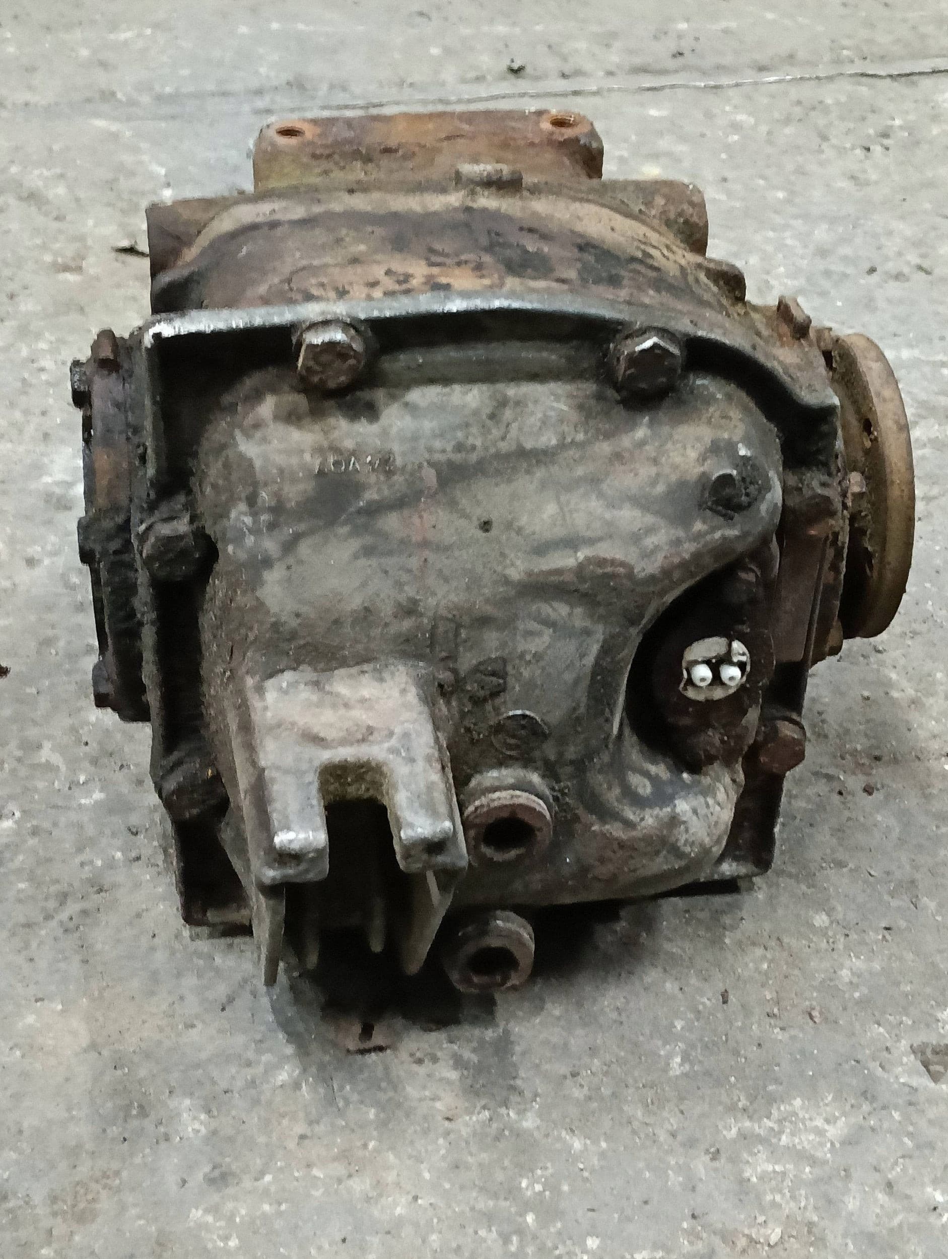 Diferencial trasero BMW 5 E34 1212881E usado 4