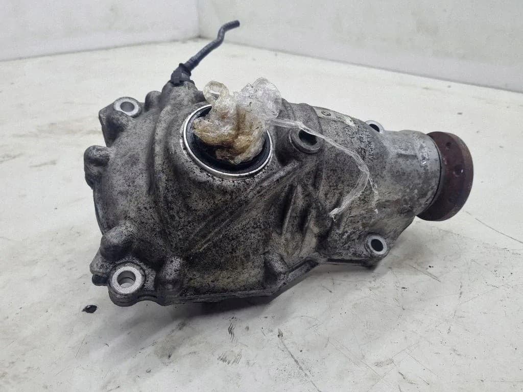 Reductor delantero BMW X4 (F26) 8635031 2.99L diésel 190kW 2017 usado 4