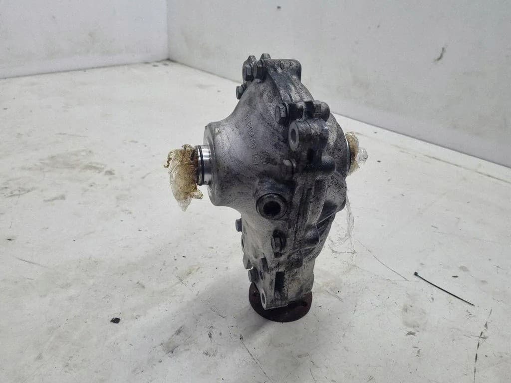 Reductor delantero BMW X4 (F26) 8635031 2.99L diésel 190kW 2017 usado 7