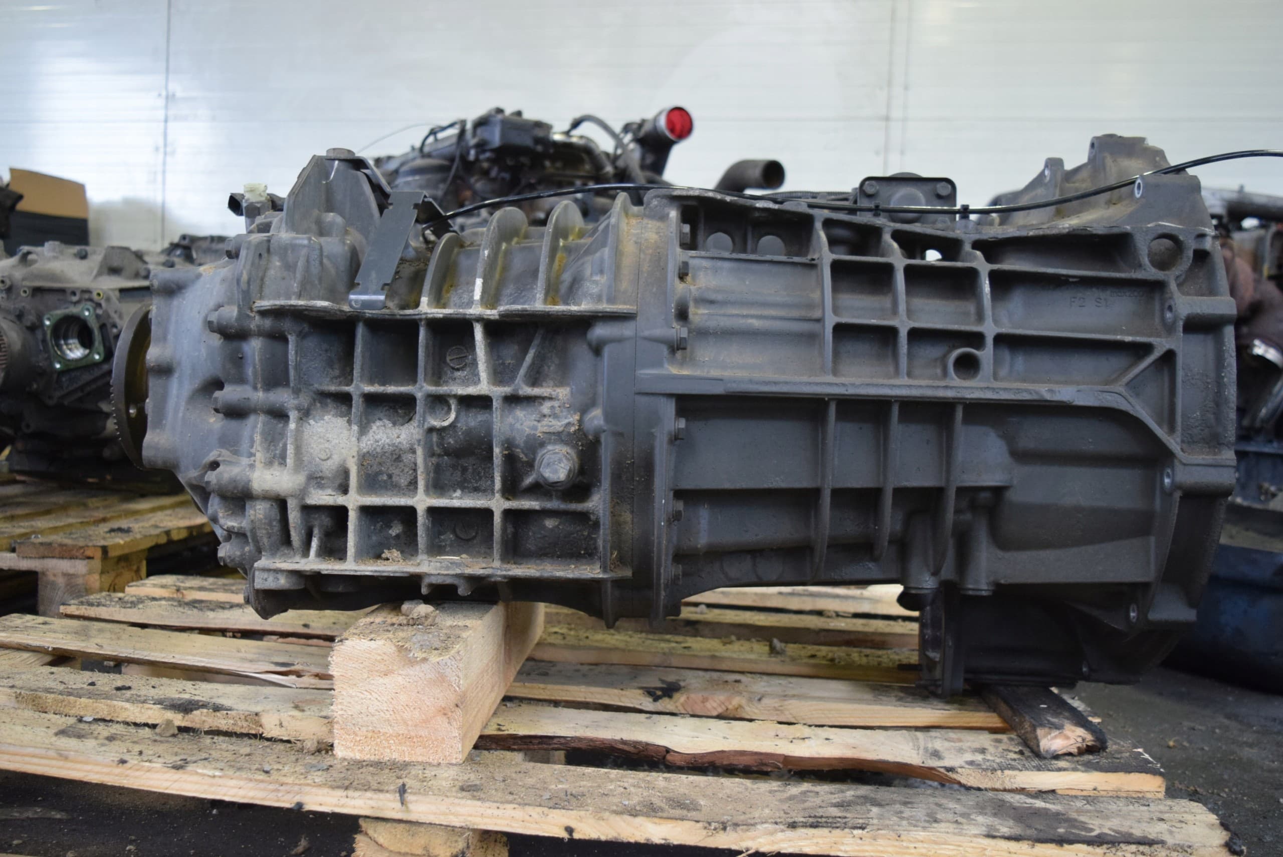 Caja de cambios Daf XF 105 106 16 S 2330 TD 2012 usado 4