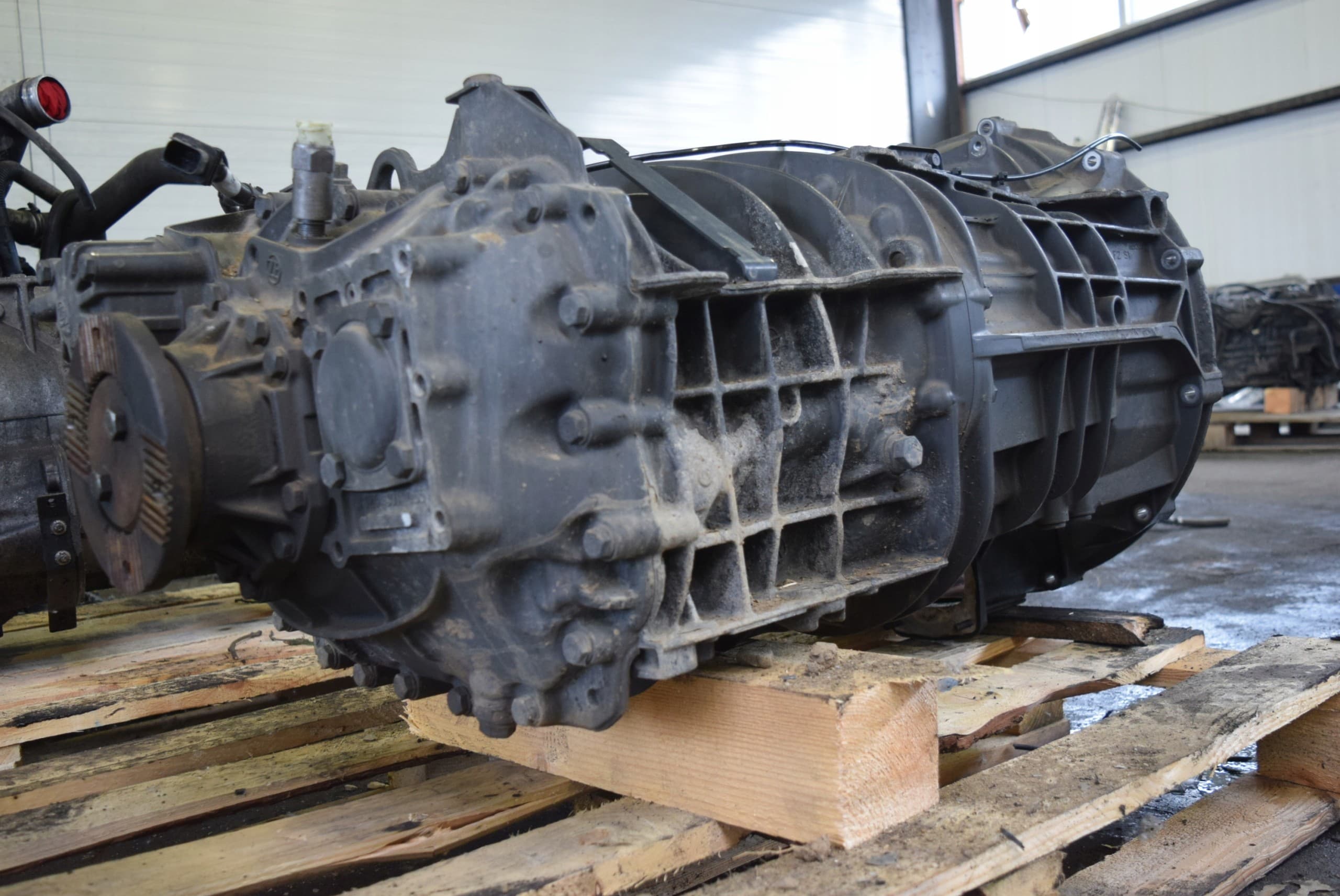 Caja de cambios Daf XF 105 106 16 S 2330 TD 2012 usado 5