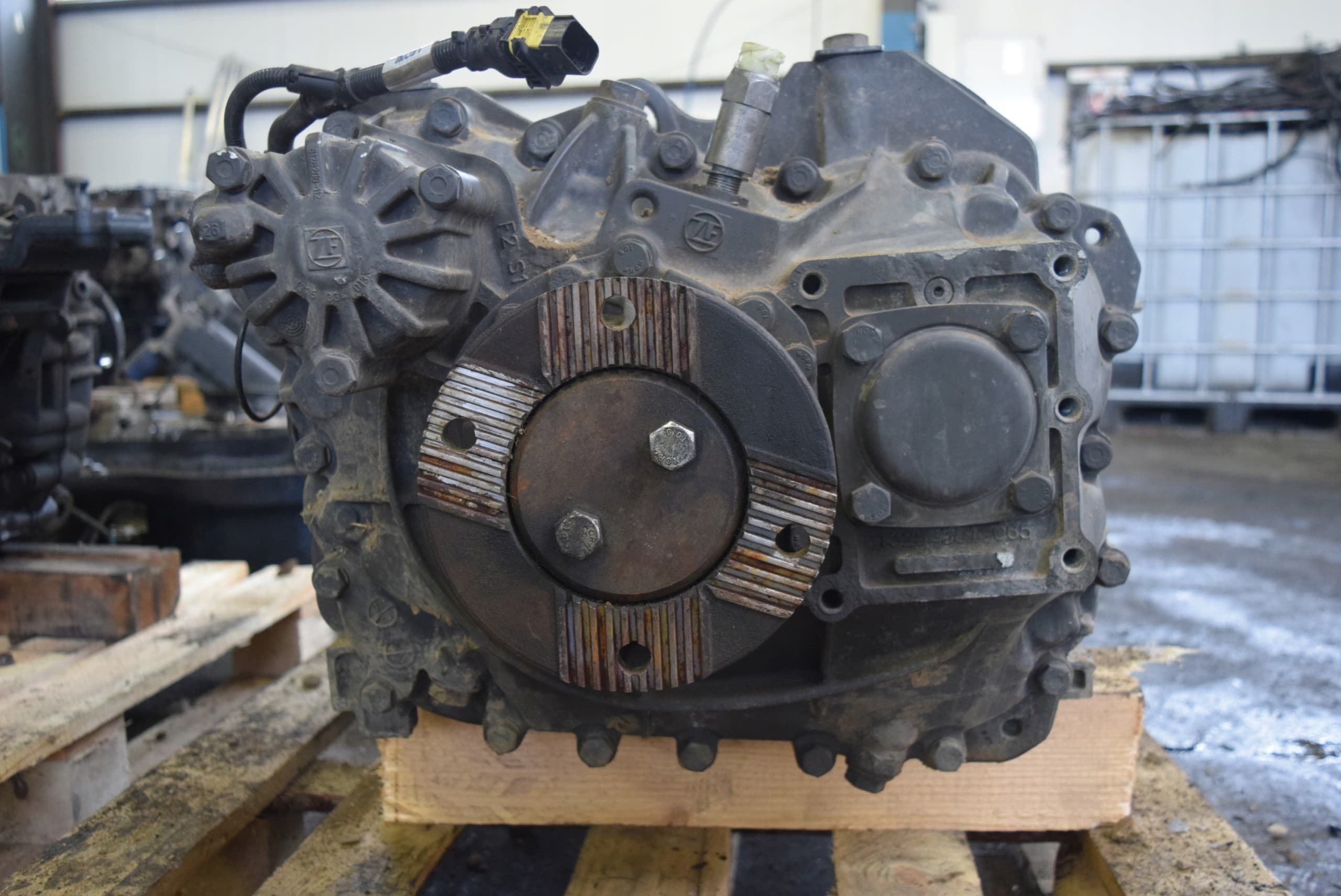 Caja de cambios Daf XF 105 106 16 S 2330 TD 2012 usado 6