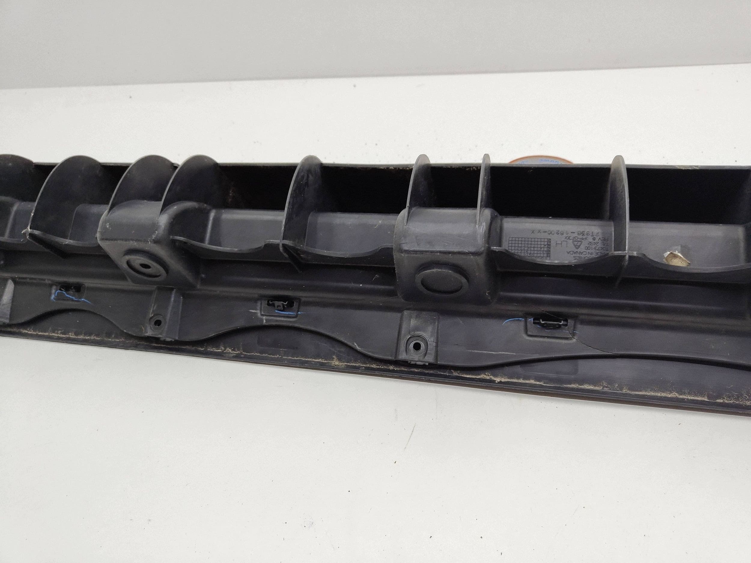 Toyota Highlander IV Moldura de Umbral Izquierda PT938-48200 usado 11