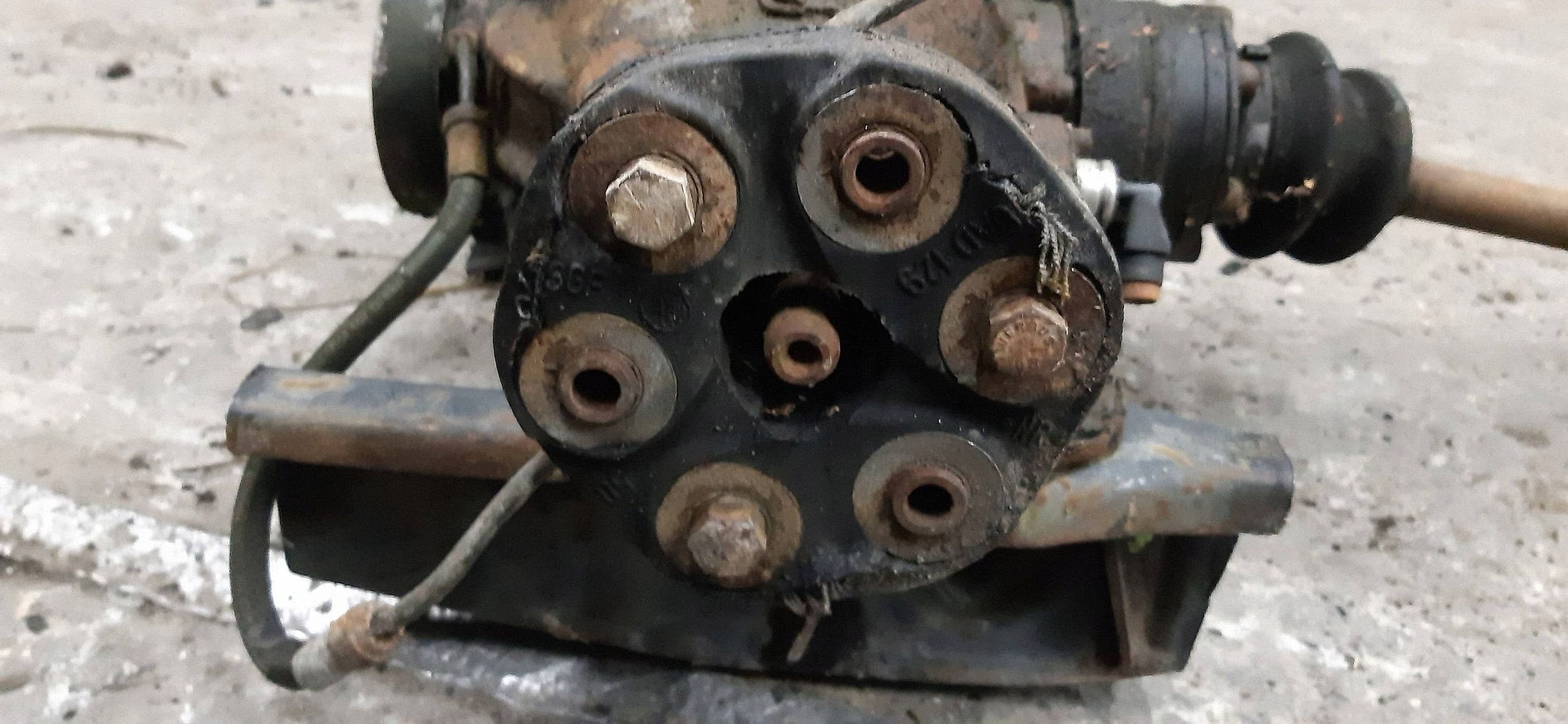 Diferencial trasero Mercedes-Benz E W124 R1243512508 usado 3