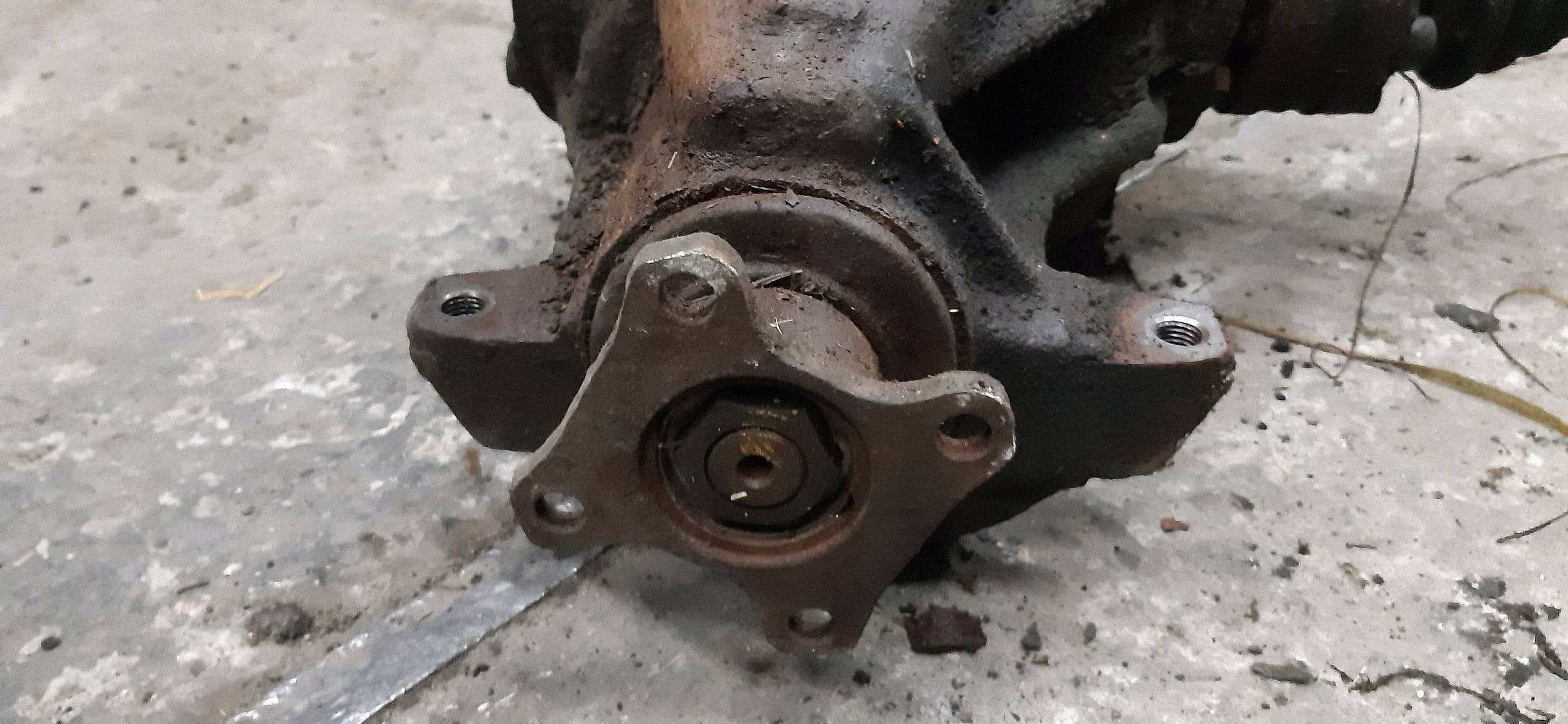 Diferencial trasero BMW Serie 5 E34 1212881 usado 3