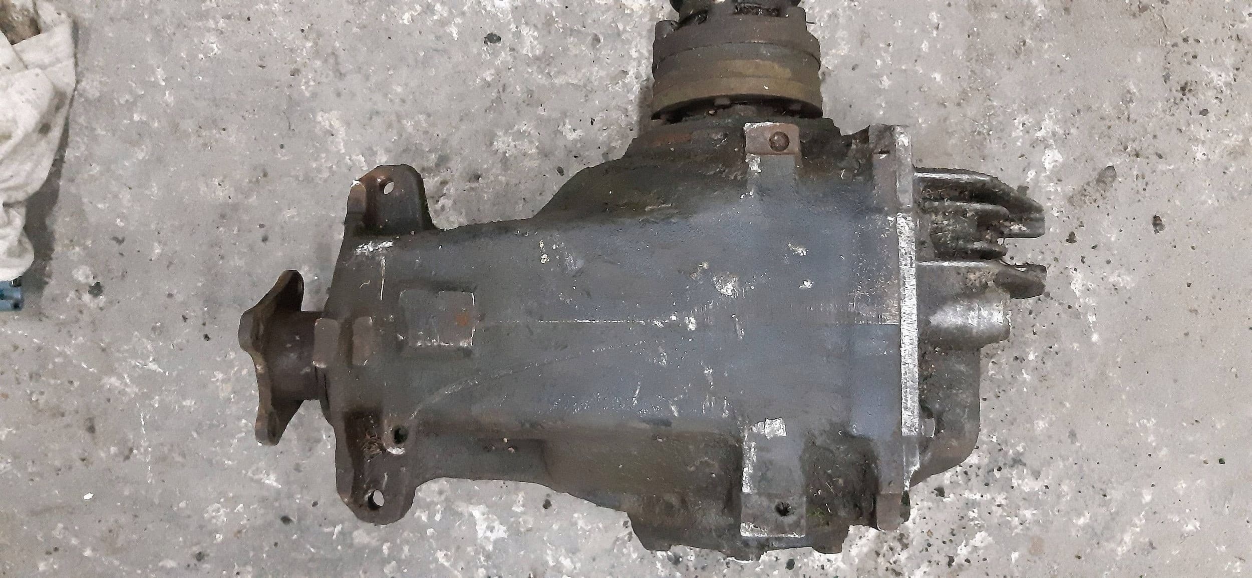 Diferencial trasero BMW Serie 5 E34 1212881 usado 4