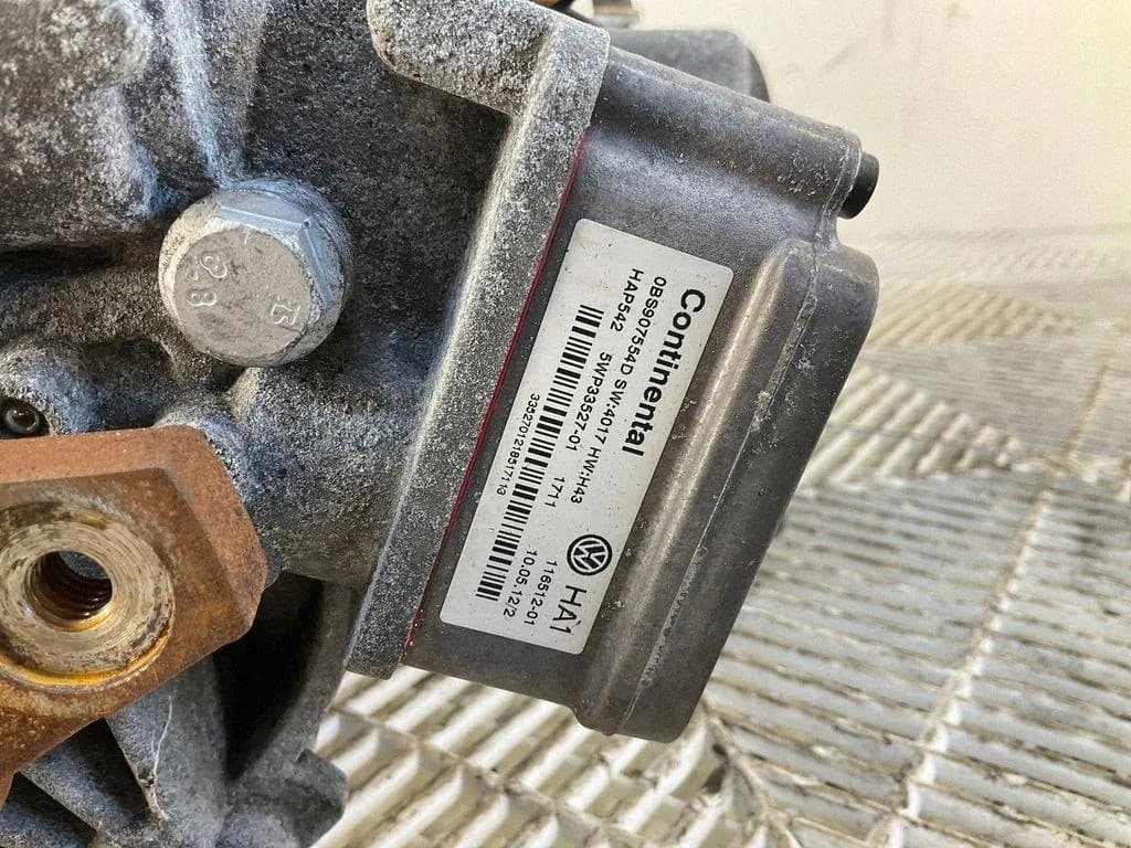 Reductor trasero Audi Q3 (8U) 0BS907554D 2.0L diésel 2010 usado 6