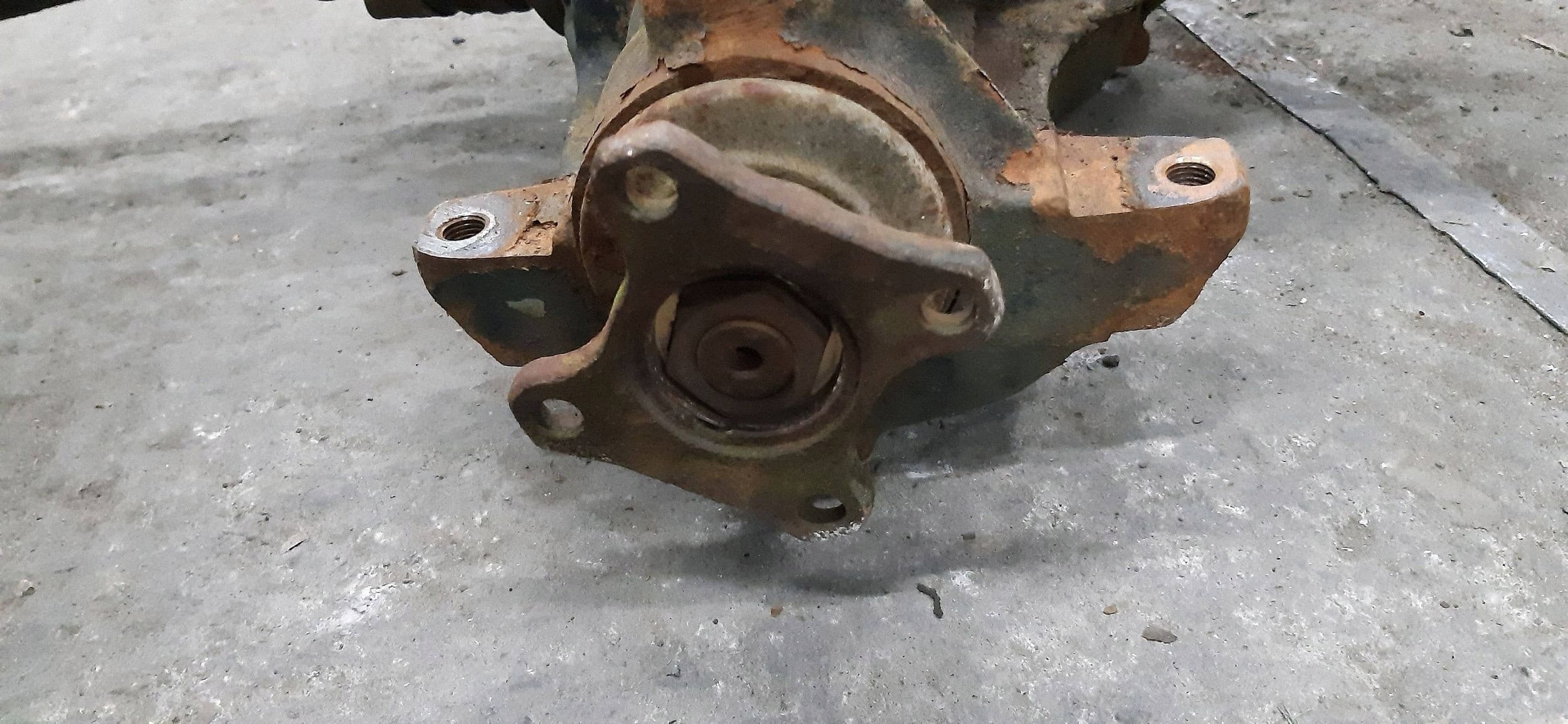Diferencial trasero BMW 5 E34 1212881 usado 3