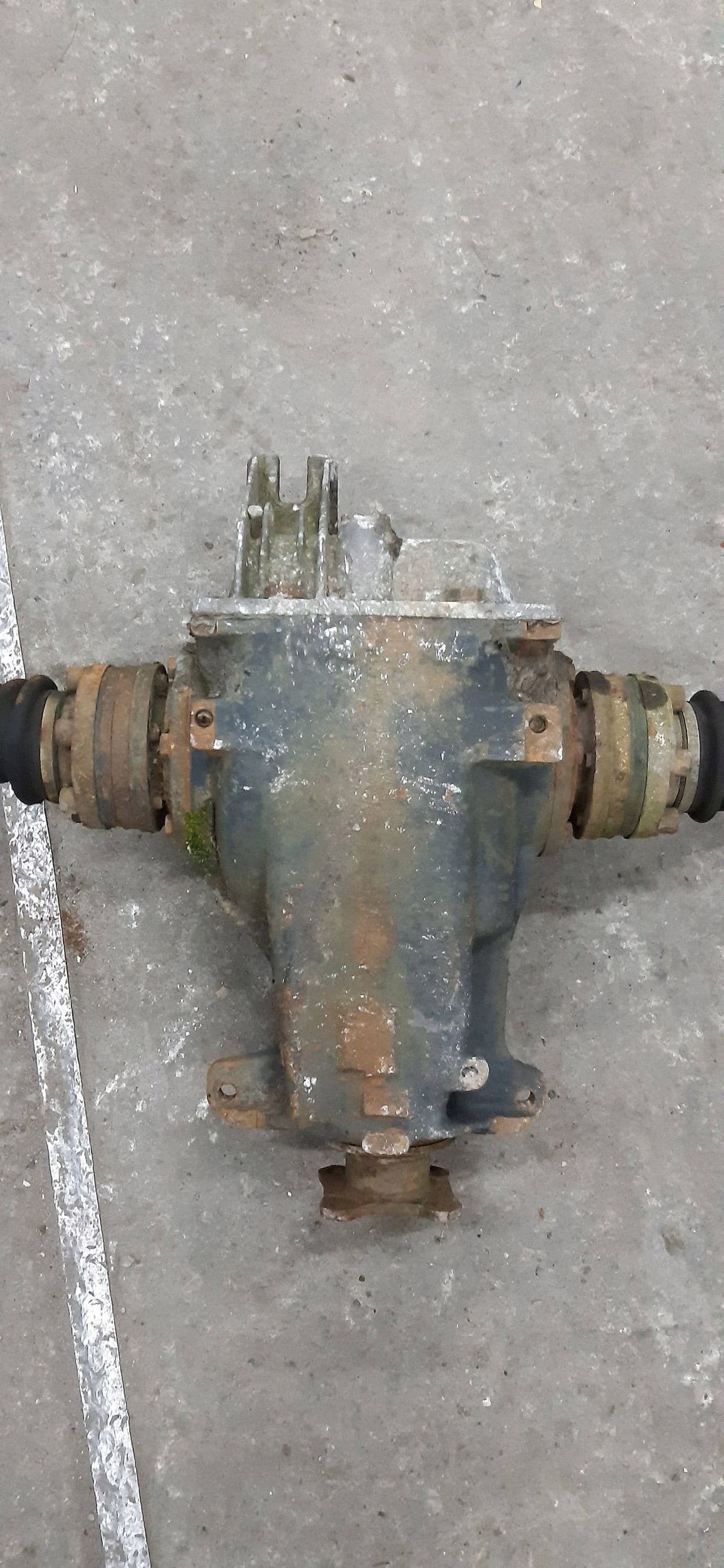 Diferencial trasero BMW 5 E34 1212881 usado 5