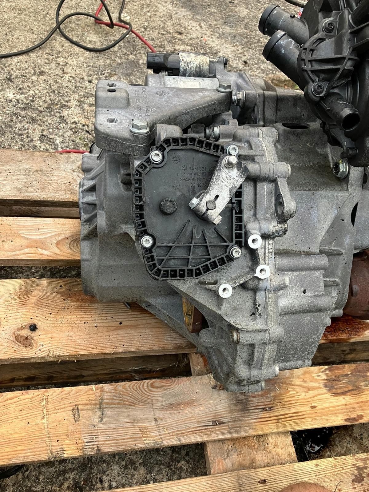 Caja de cambios completa original Smv para Seat, Audi y VW usado 2