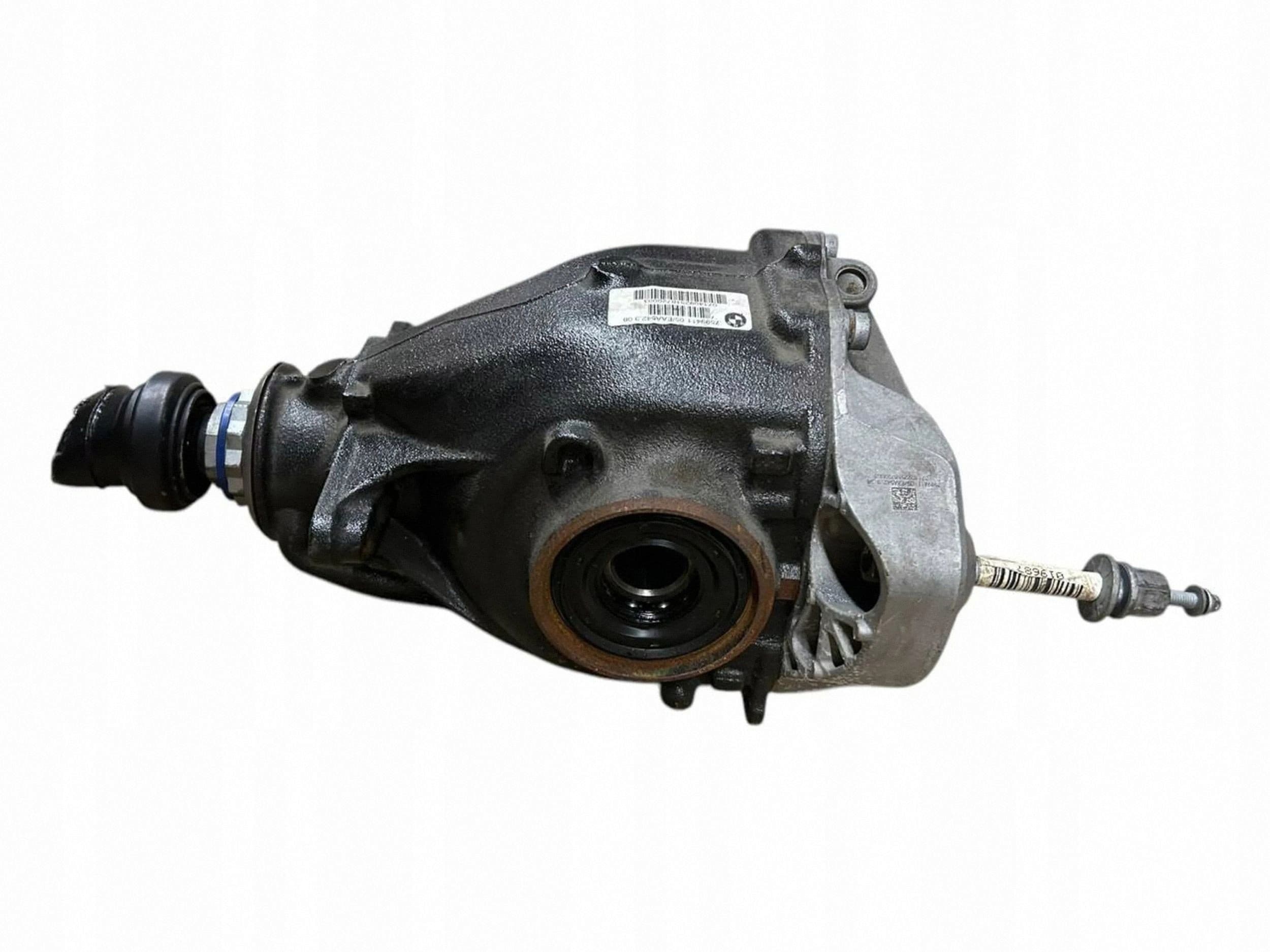Diferencial trasero BMW Serie 1 F20 F21 7599411 usado 5