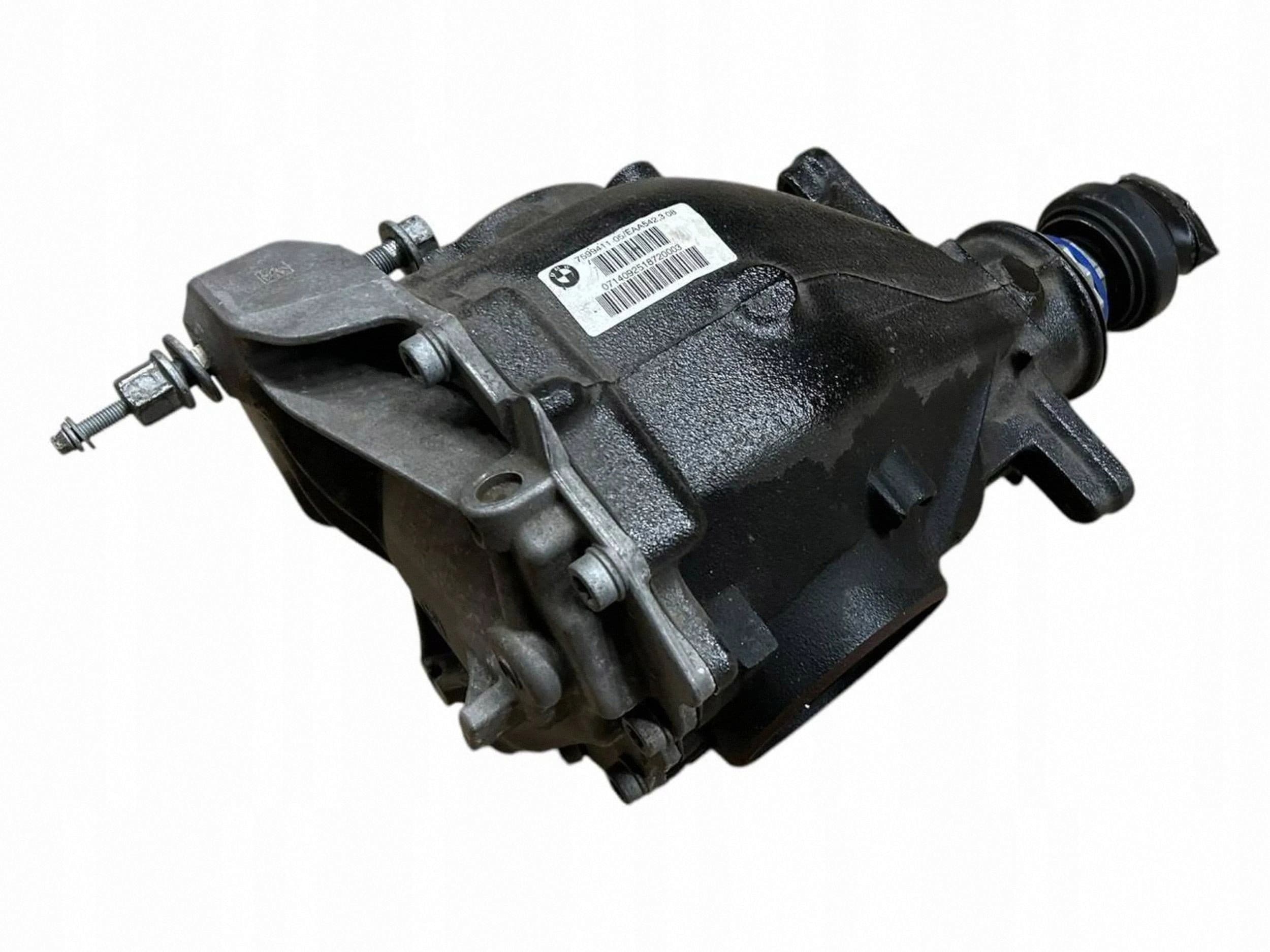 Diferencial trasero BMW Serie 1 F20 F21 7599411 usado 7