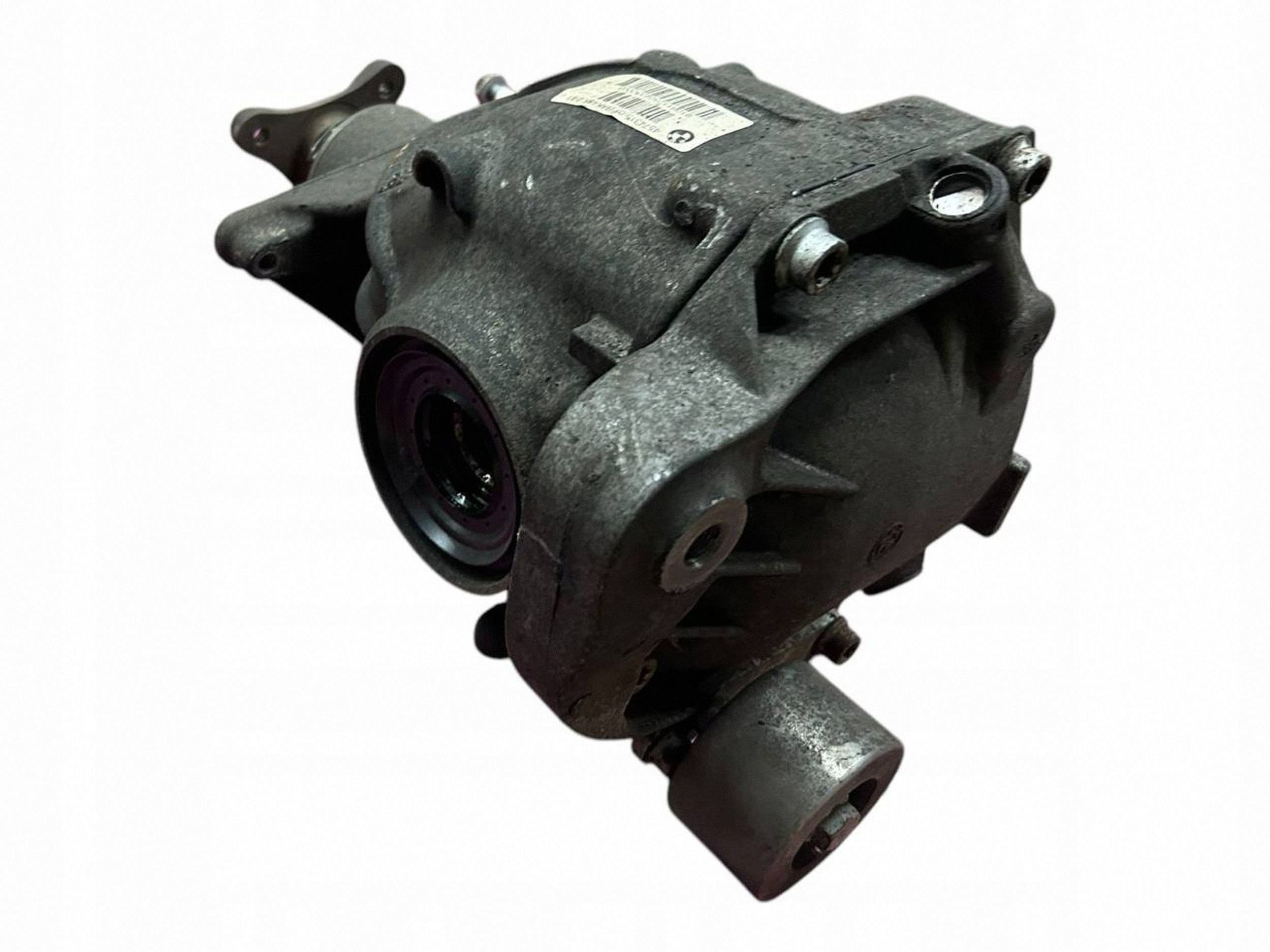 Diferencial trasero BMW Serie 5 F10 F11 4574315 usado 3