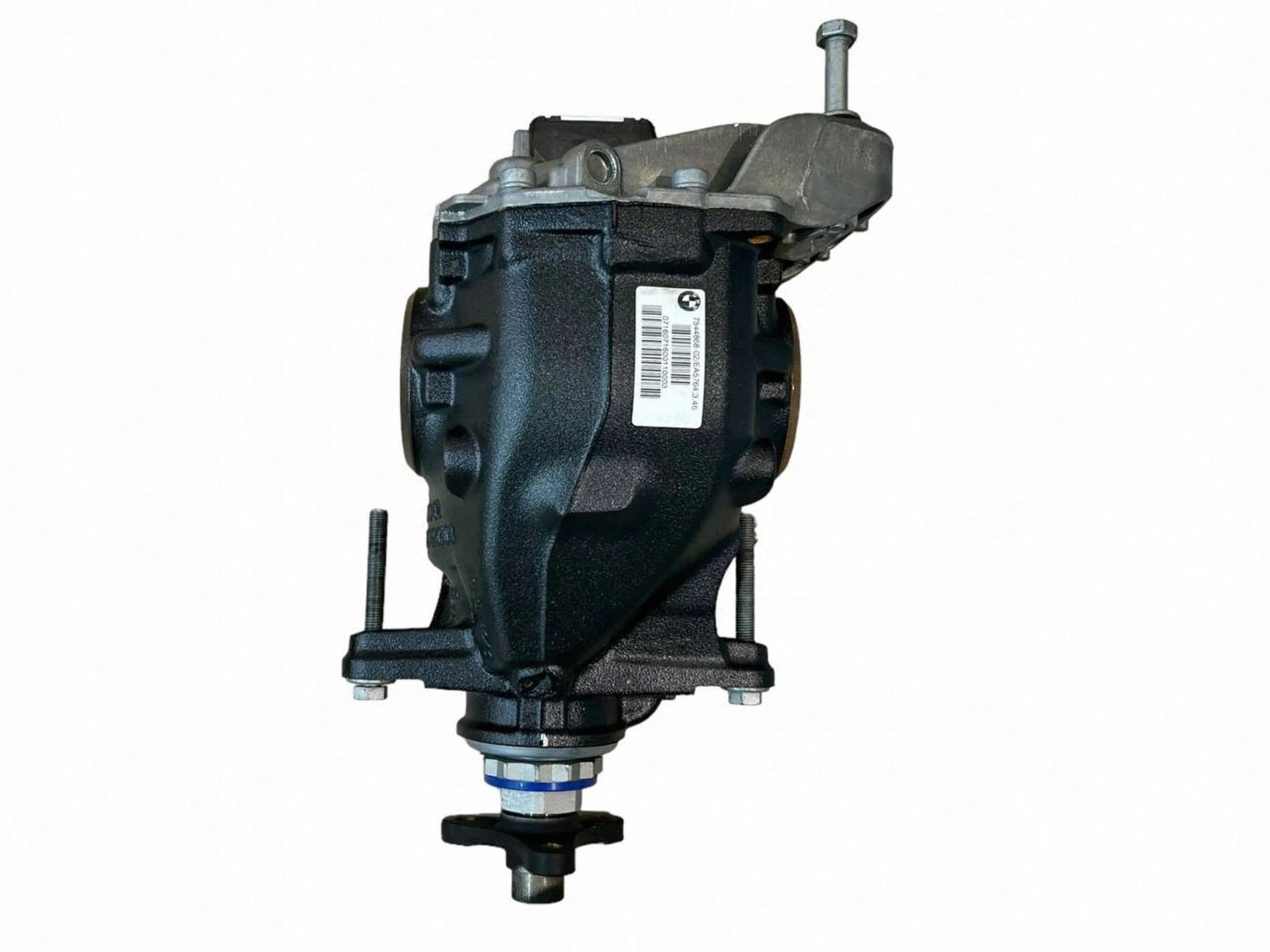 Diferencial trasero BMW Serie 2 F22 F23 7544868 usado 3