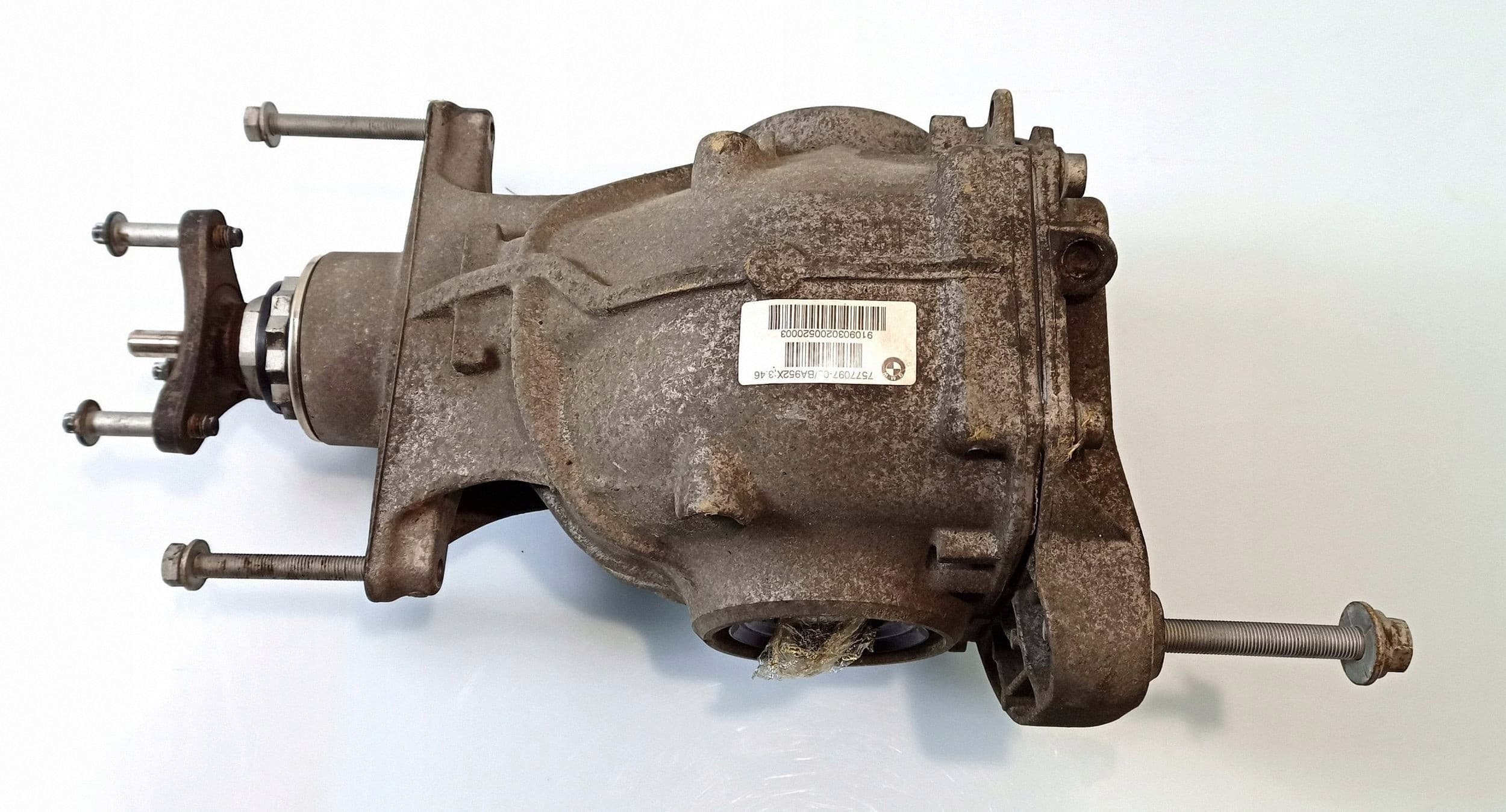 Diferencial trasero BMW Serie 7 F01 F02 F03 F04 33107577097 usado
