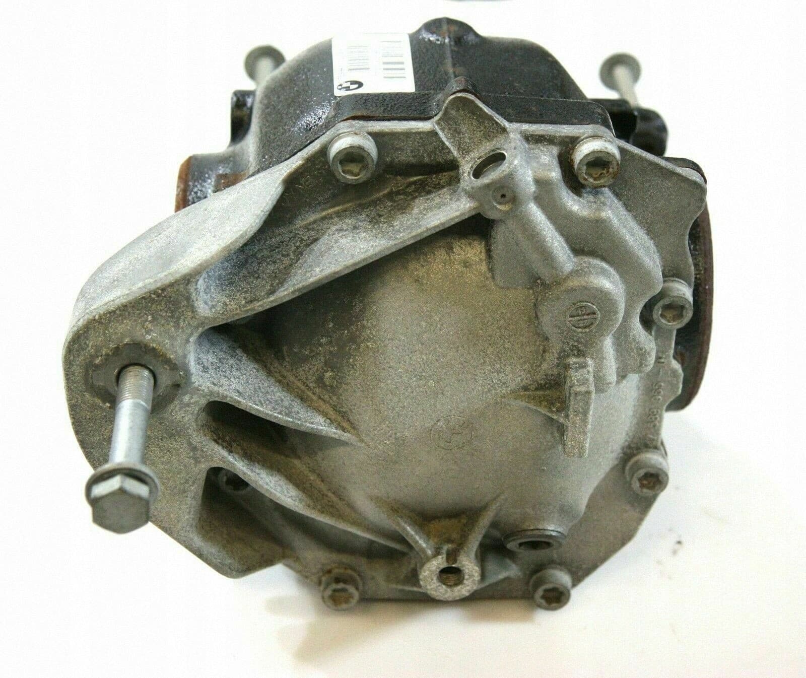 Diferencial trasero BMW 2 F22 F23 33107599411 usado 3