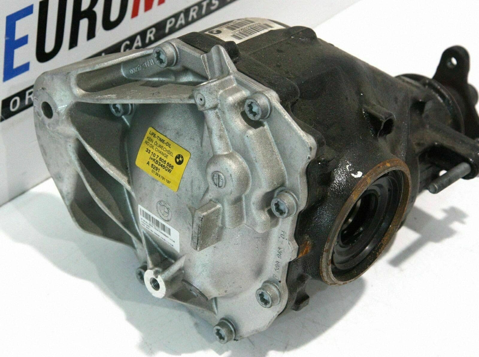 Diferencial trasero BMW 4 F32 F33 33107605596 usado 3