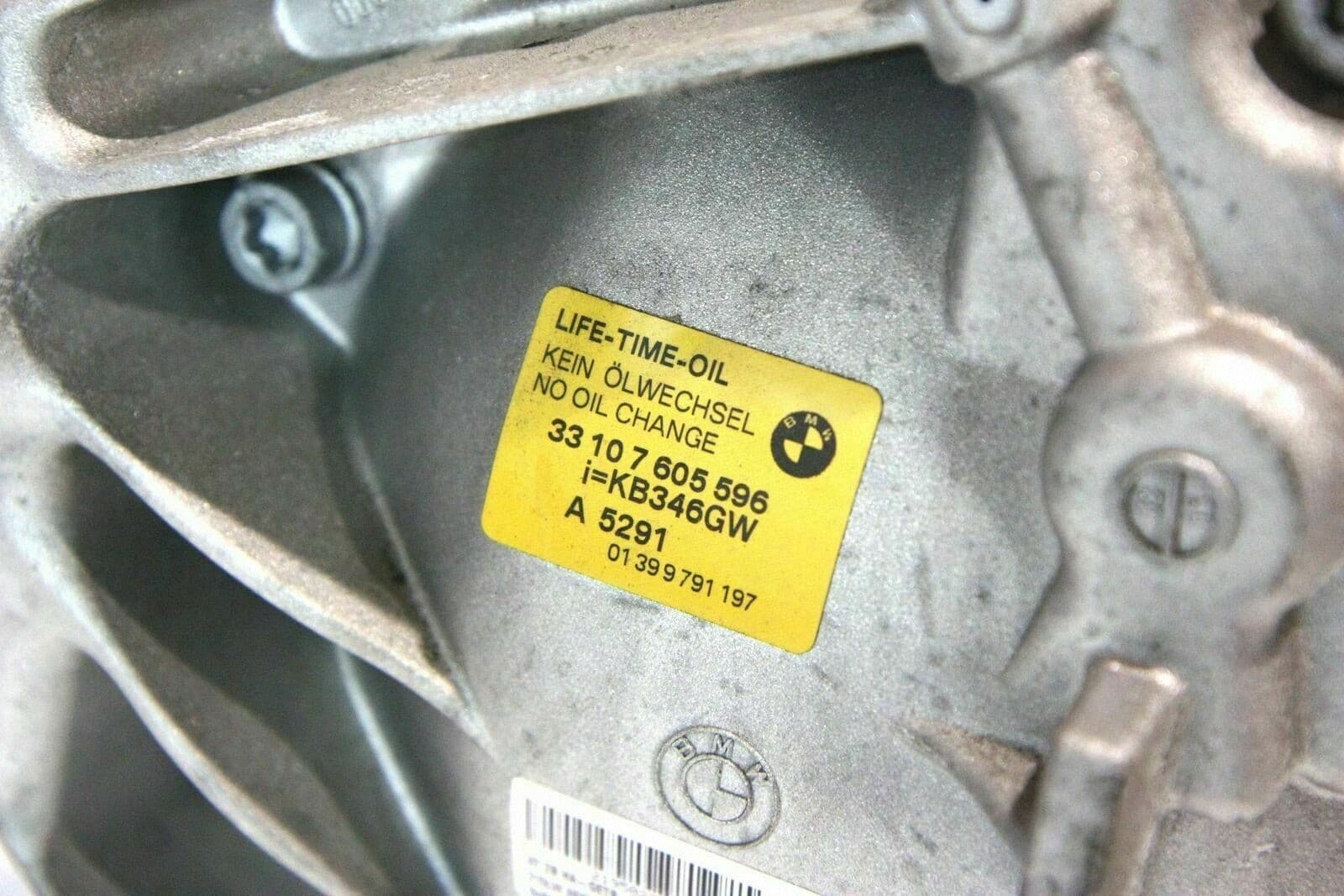 Diferencial trasero BMW 4 F32 F33 33107605596 usado 4
