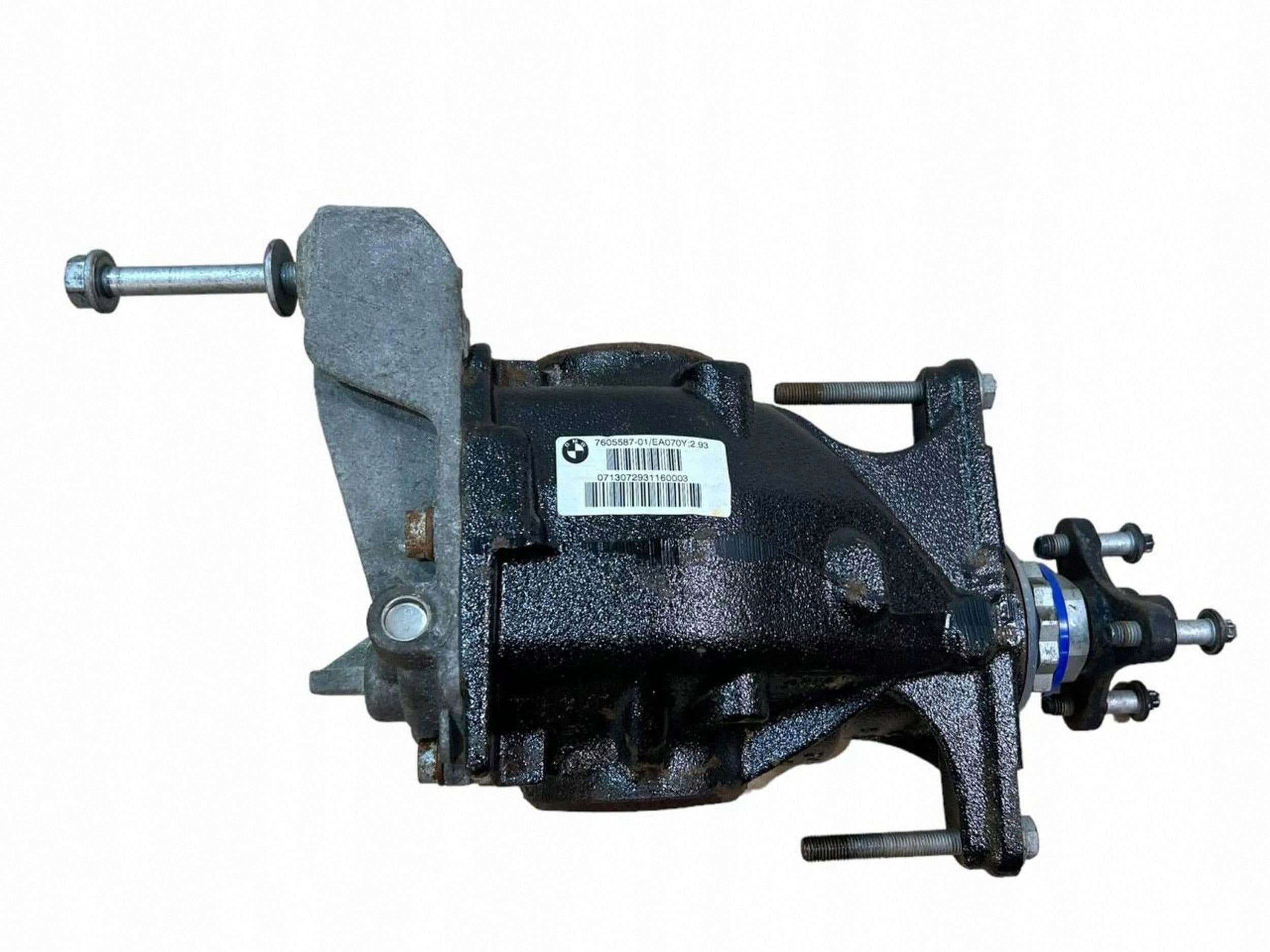Diferencial trasero BMW Serie 1 F20 F21 7605587 usado 2