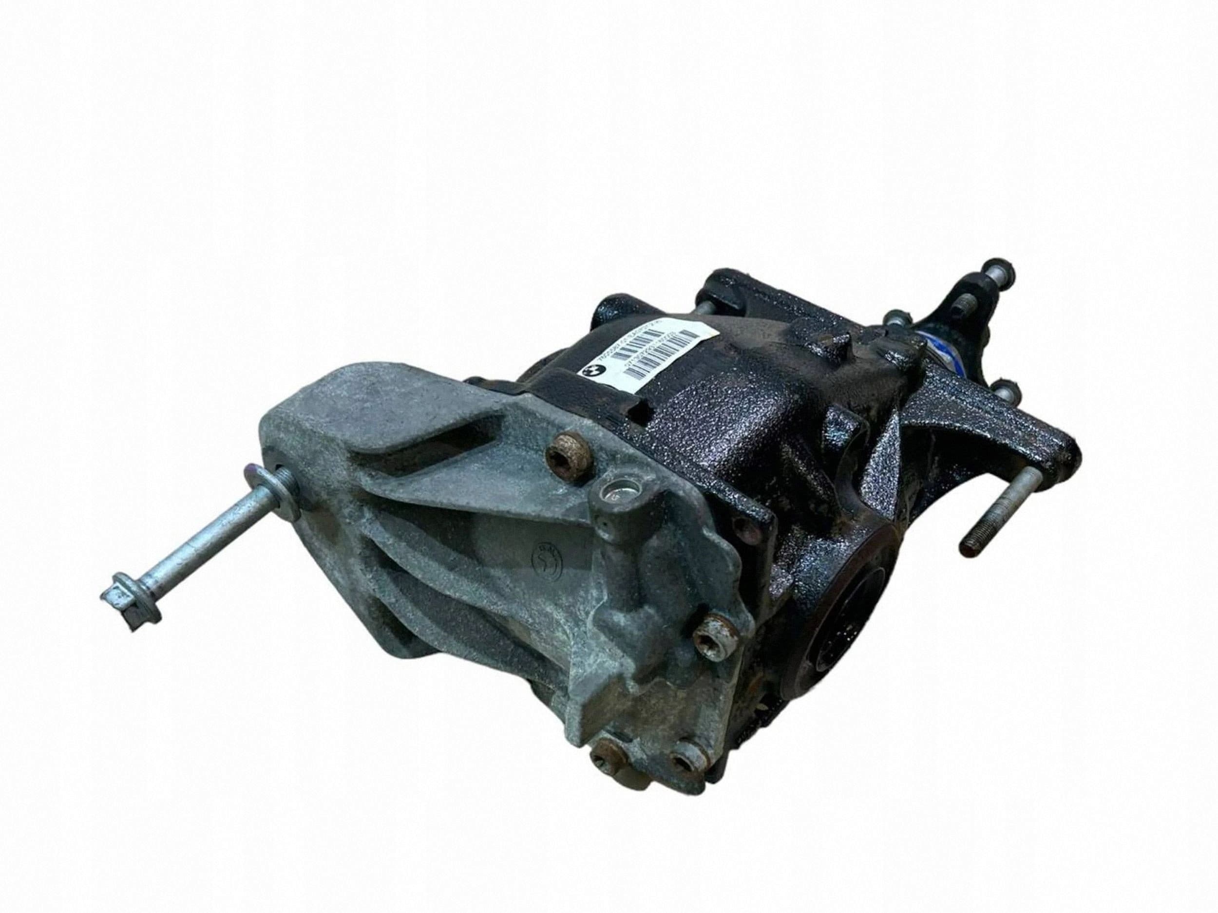 Diferencial trasero BMW Serie 1 F20 F21 7605587 usado 5
