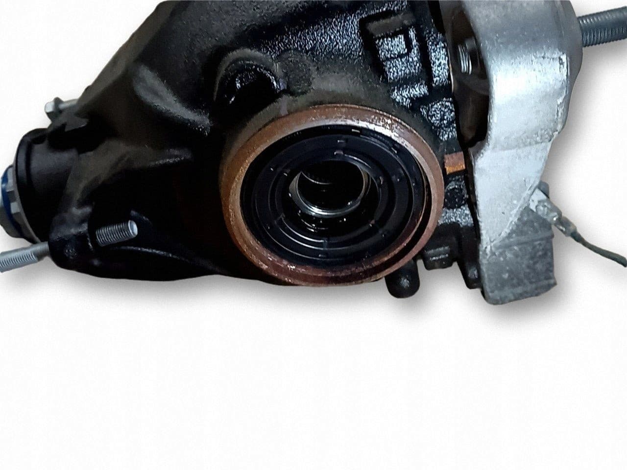 Diferencial trasero BMW X5 G05 33108686661 usado 2