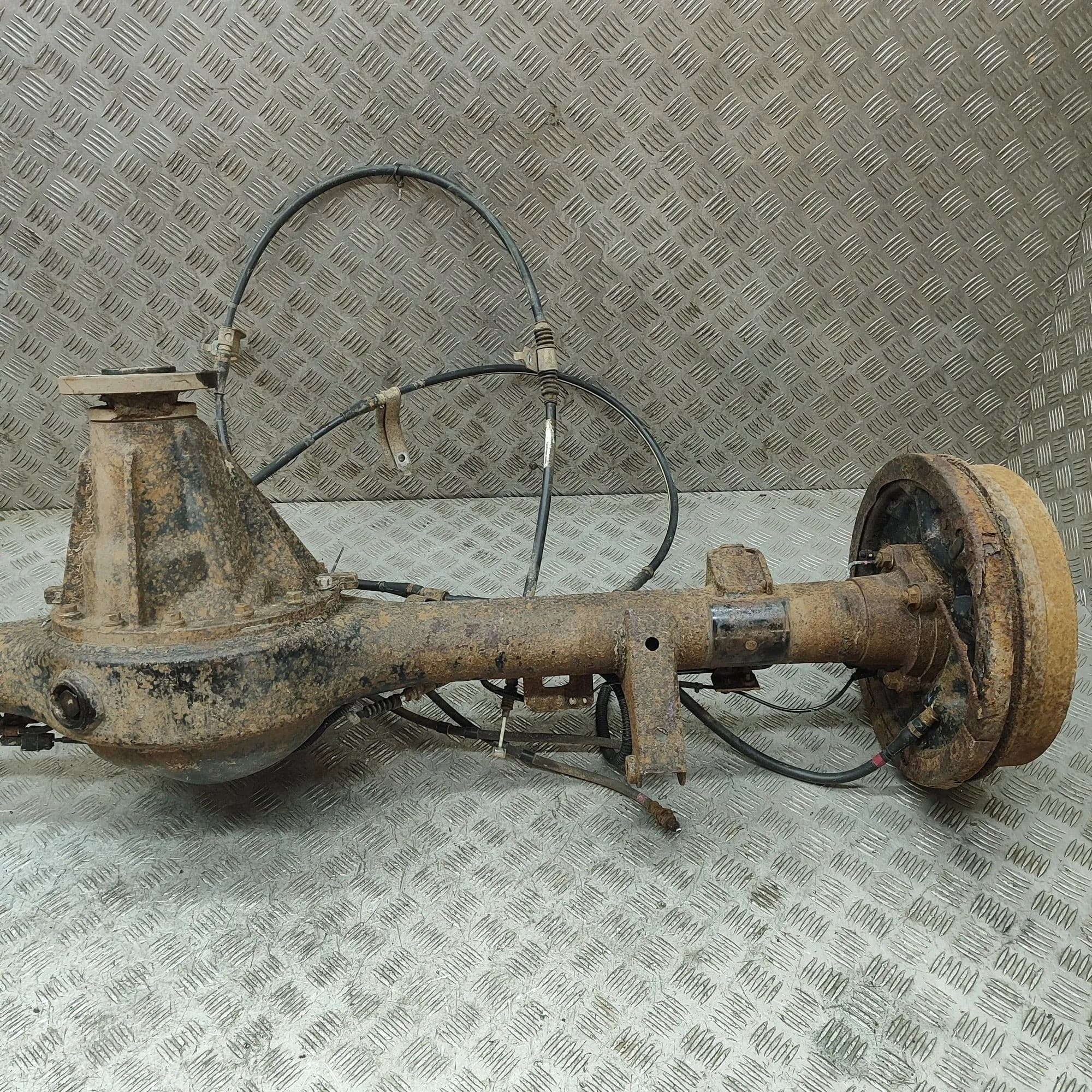 Eje trasero AB39-4001-Azb para Ford Ranger (Tke) (2011- ) usado 3