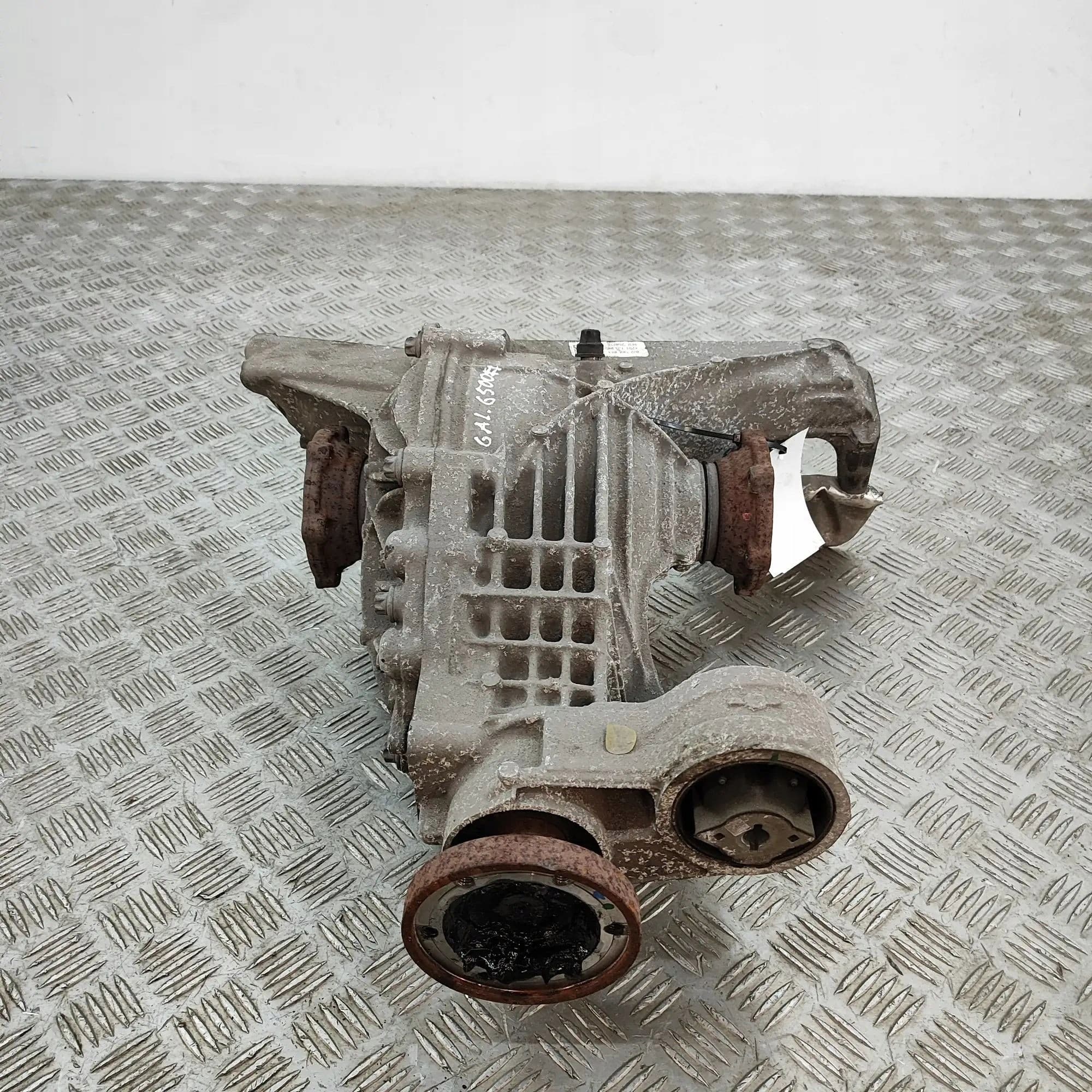Diferencial trasero 0D2500043J para Audi Q5 (FY) (2016- ) usado 3