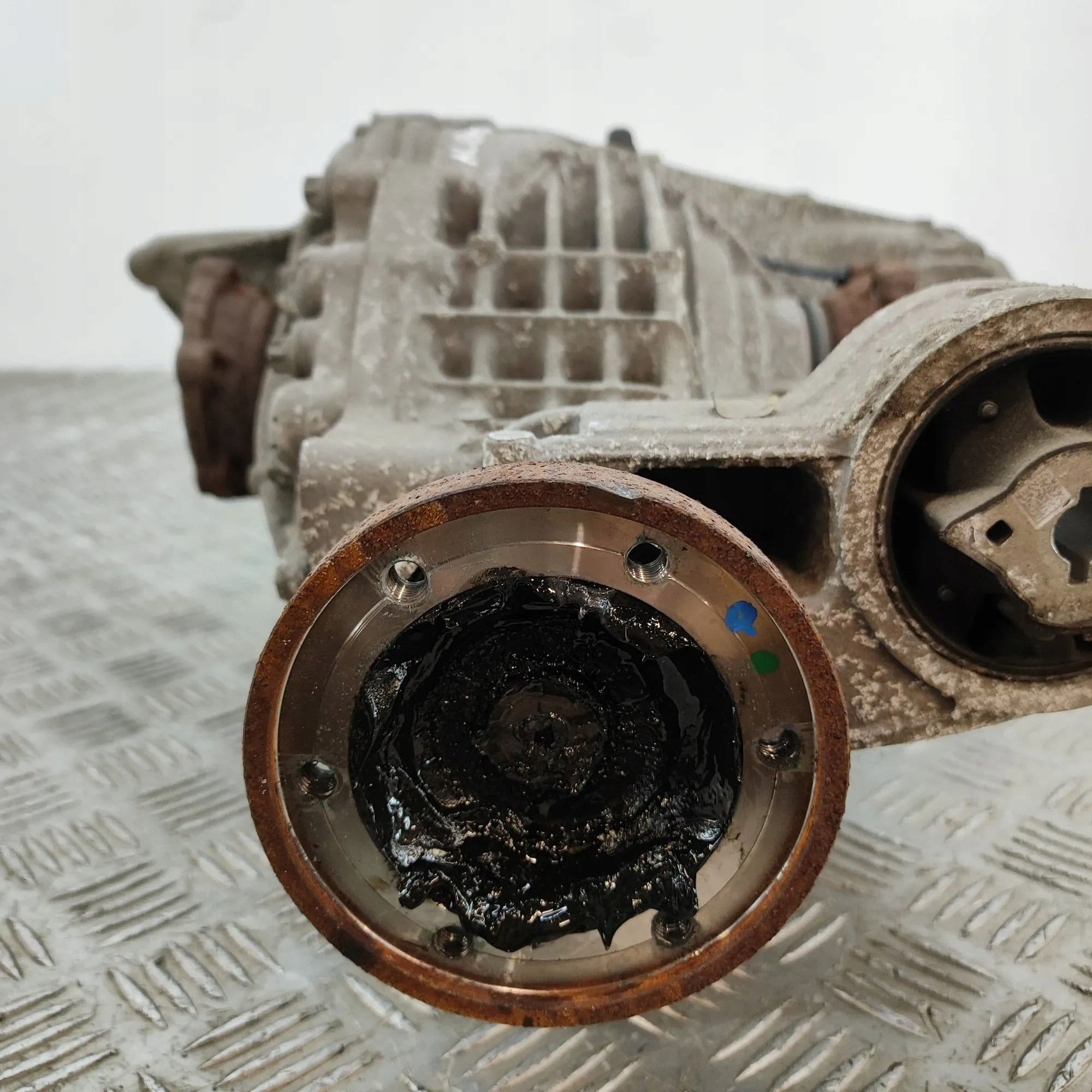 Diferencial trasero 0D2500043J para Audi Q5 (FY) (2016- ) usado 4