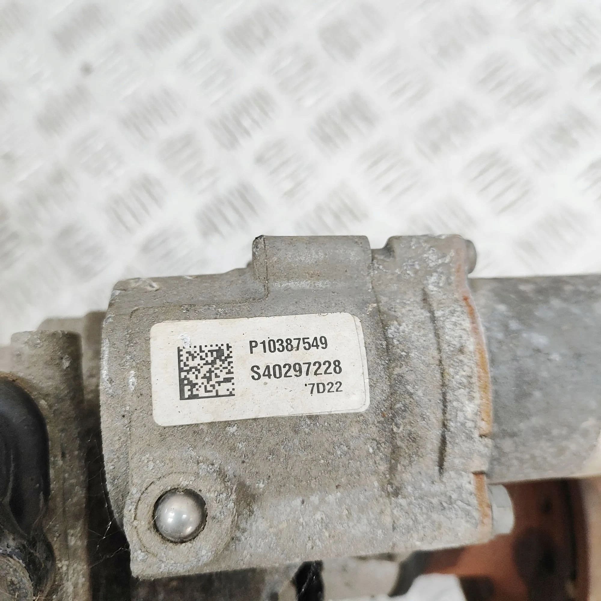 T4733758, P1216693 Diferencial trasero Volvo V90 (II) (2016- ) usado 7