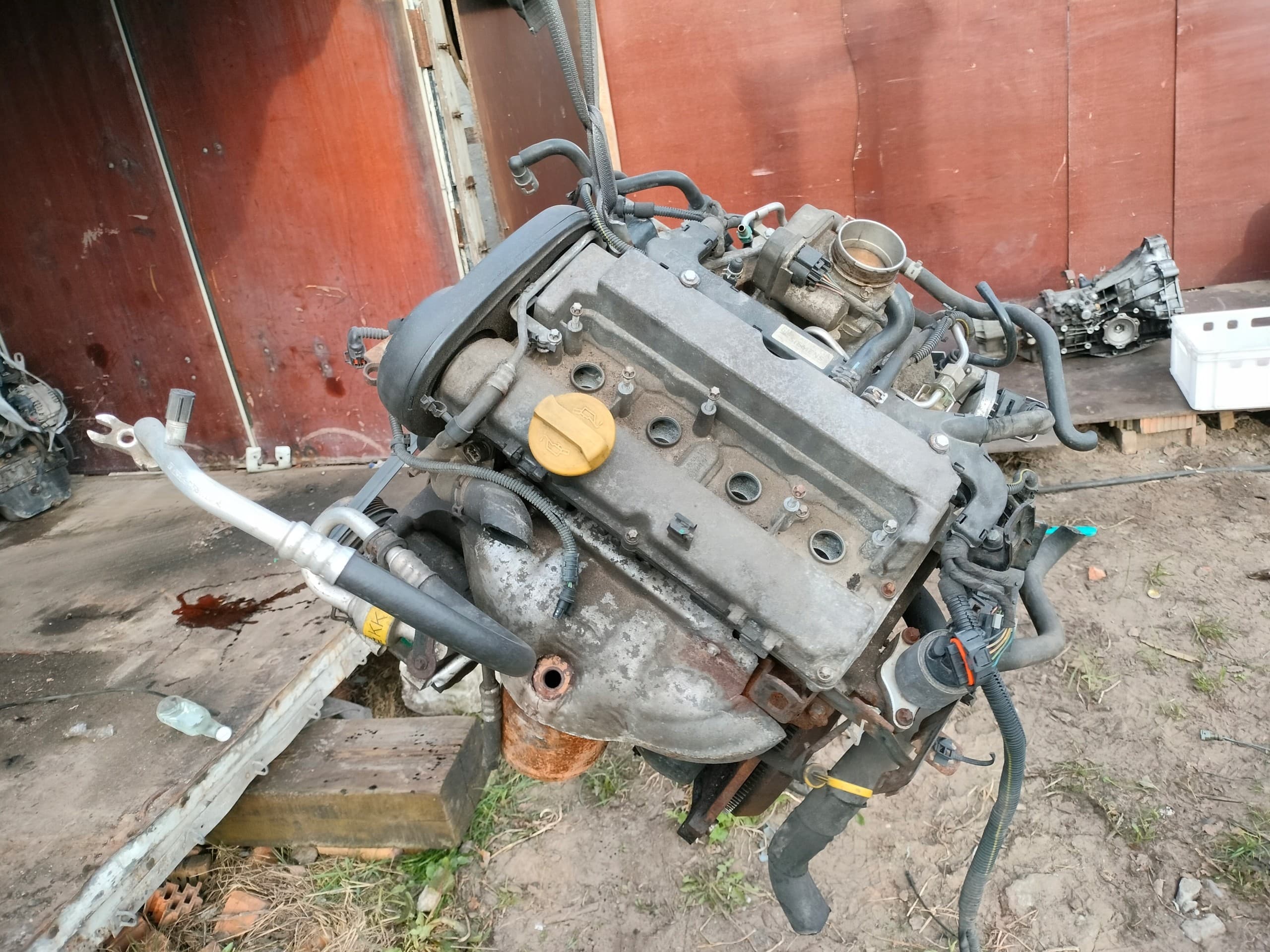 Motor Completo Opel Saab Astra Zafira Meriva C 1.8 Z18XE usado