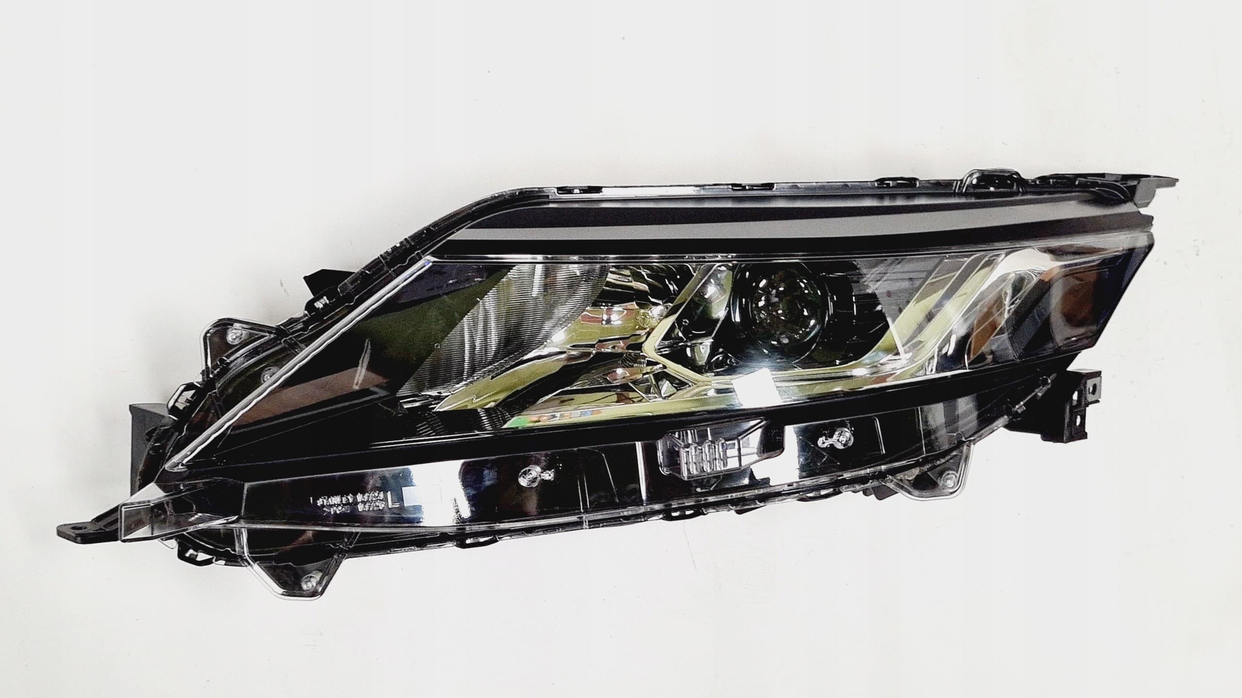 Faro Delantero Izquierdo Mitsubishi L200 2019 - Lente LED nuevo 2