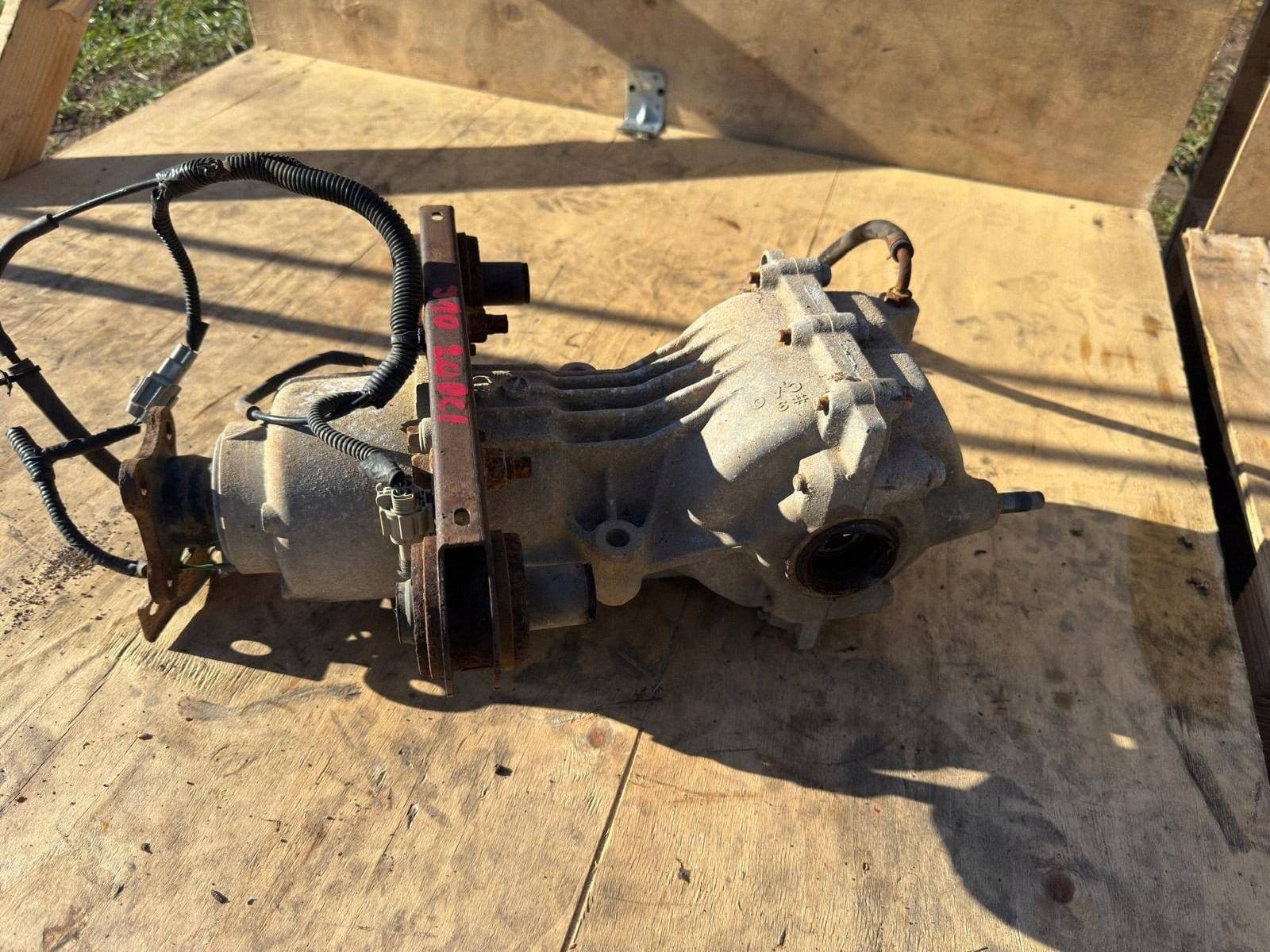 Puente diferencial trasero Nissan Qashqai J10 2.0 DCI usado 3