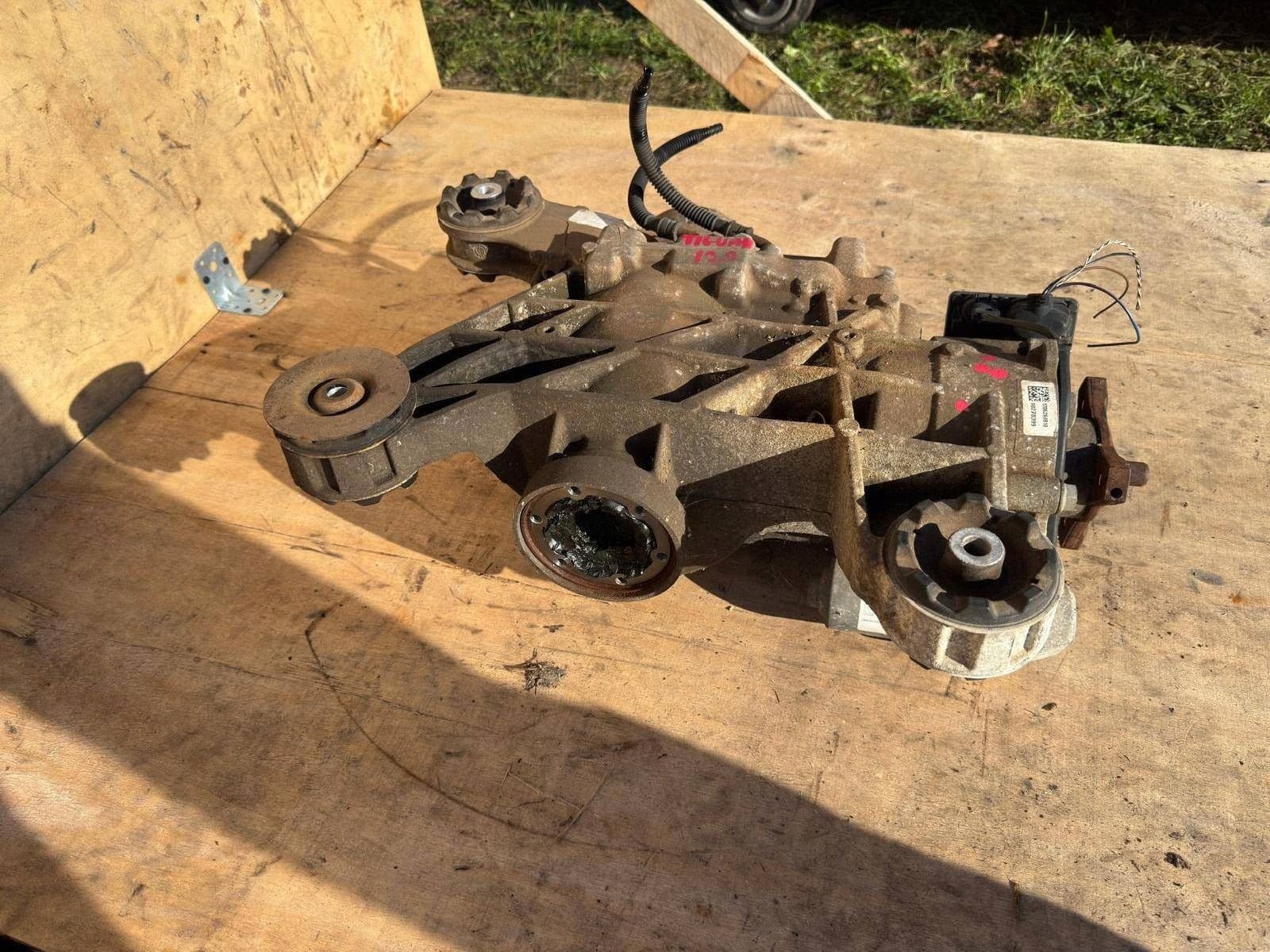 Puente diferencial trasero VW Tiguan y Audi Q3 8U 2.0 TDI usado 3