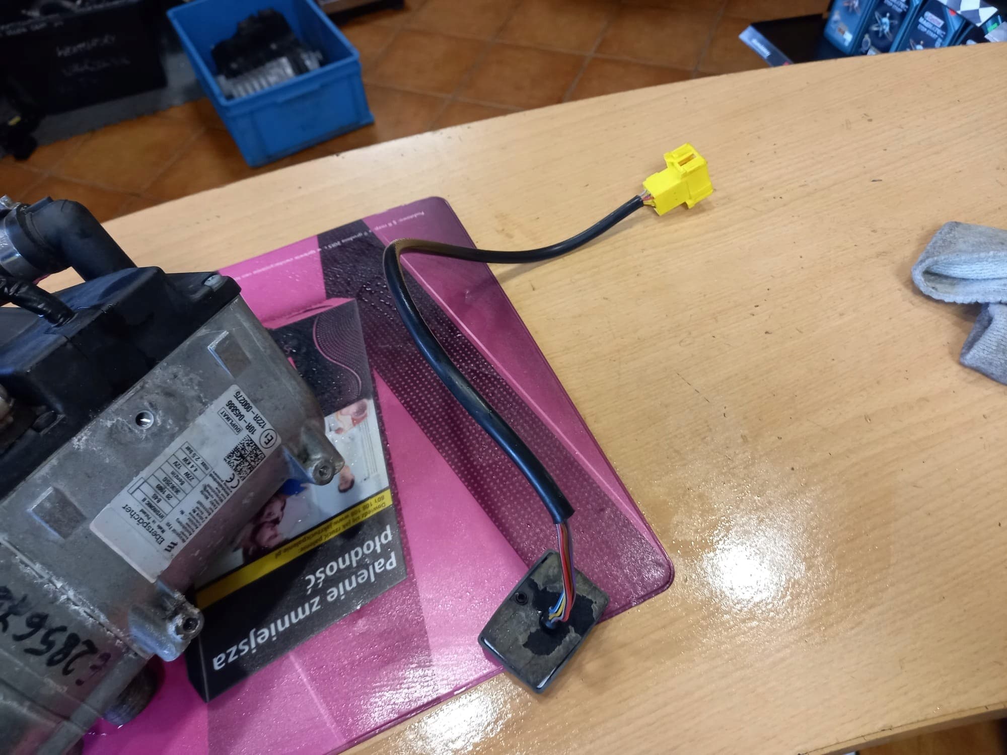 Calefactor estacionario Webasto para Polo V 6R 6C 1.4 TSI usado 3
